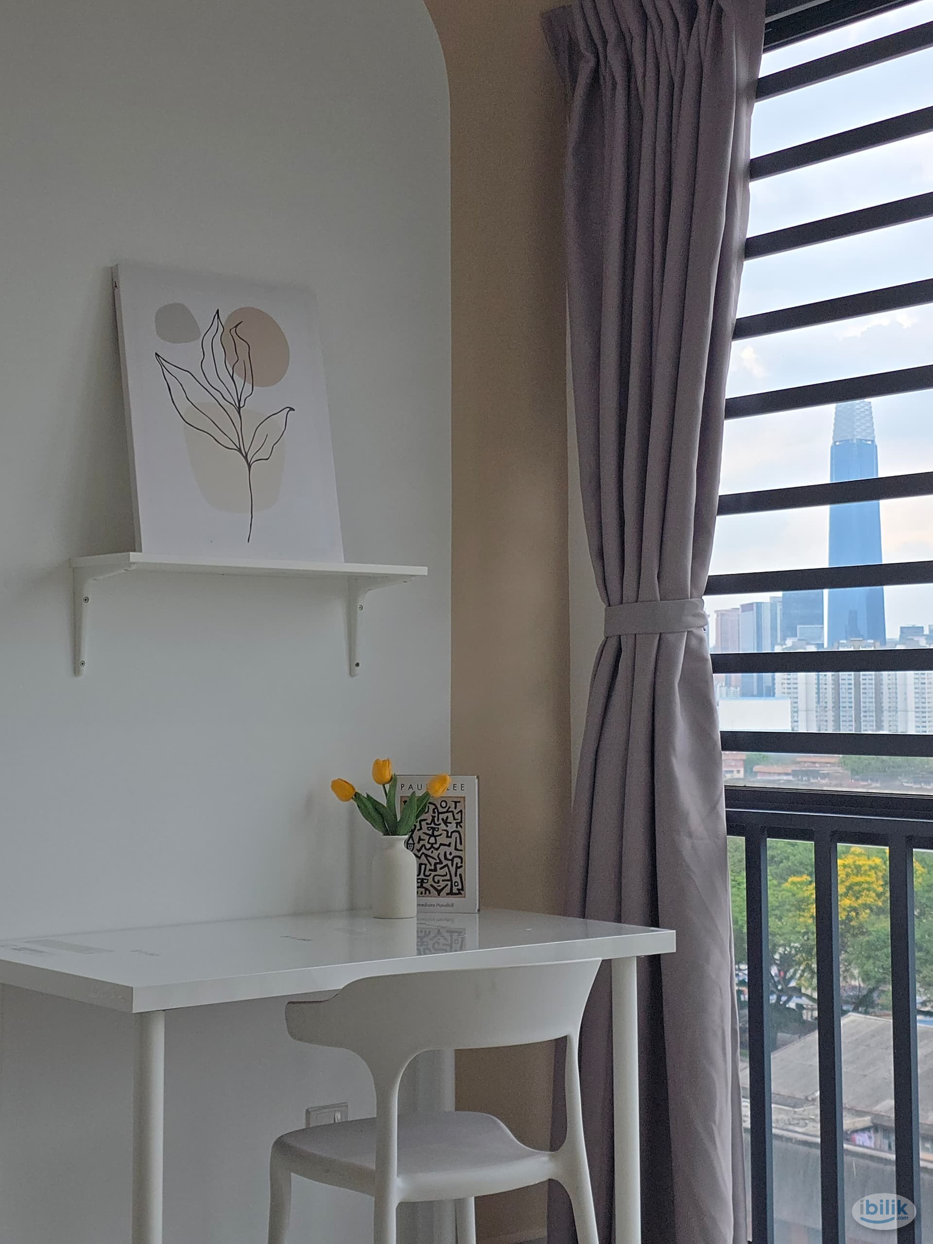 [Female Unit] Twin Room with KLCC views (1 station away to Maluri MRT) - Image 2