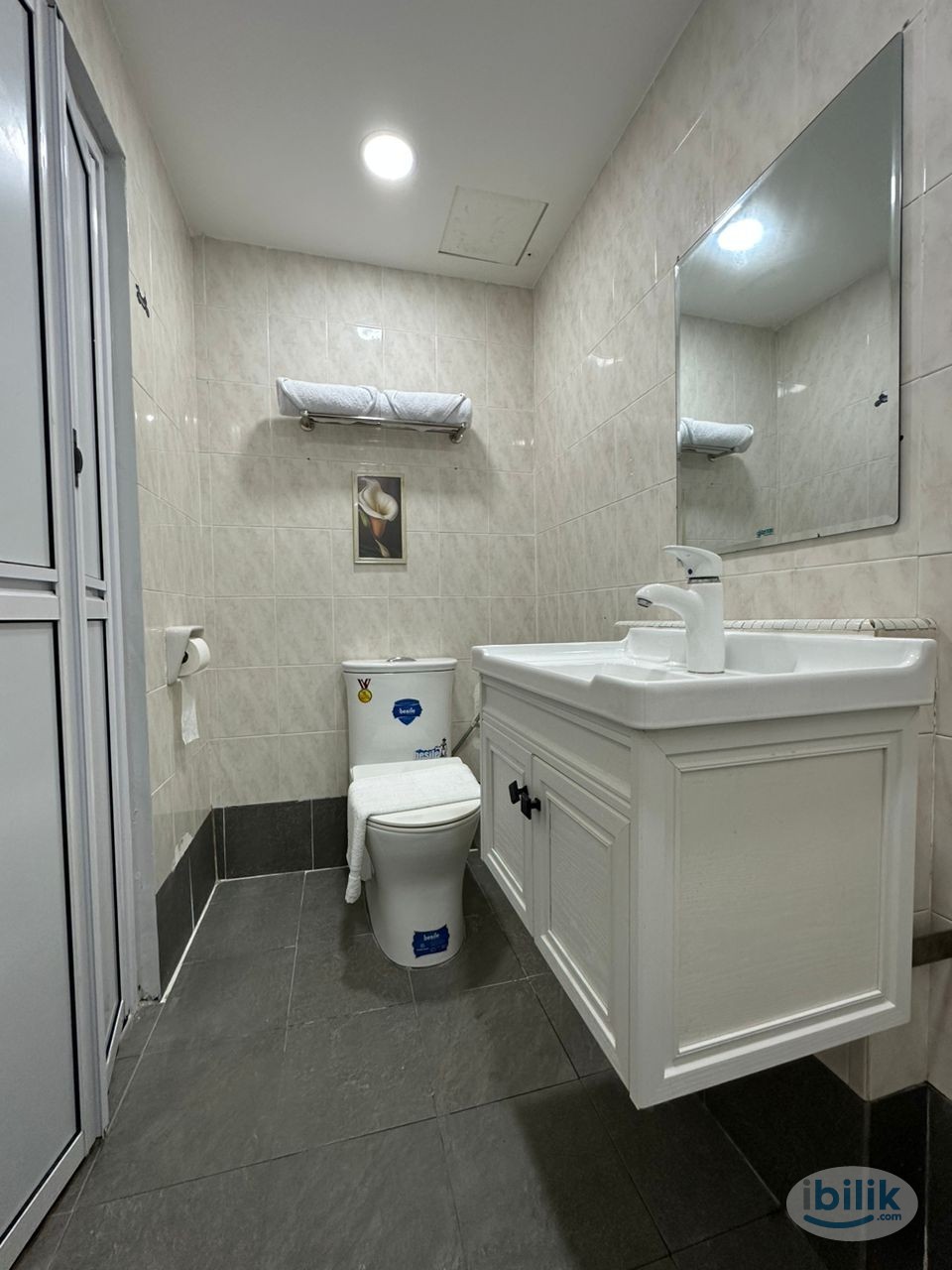 SS GREY HOTEL BUKIT BINTANG DAILY WEEKLY MONTHLY ROOM AVAILABLE - Image 4