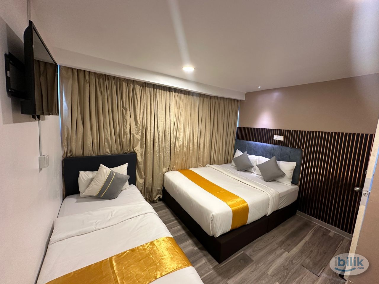 Master Room at Bukit Bintang, KL City Centre - Image 1
