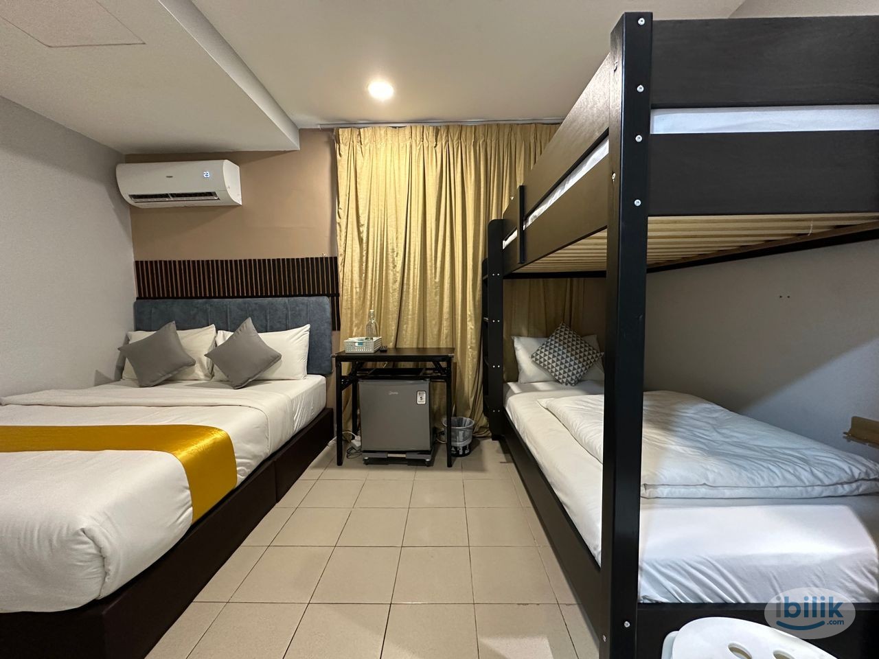 Master Room at Bukit Bintang, KL City Centre - Image 2