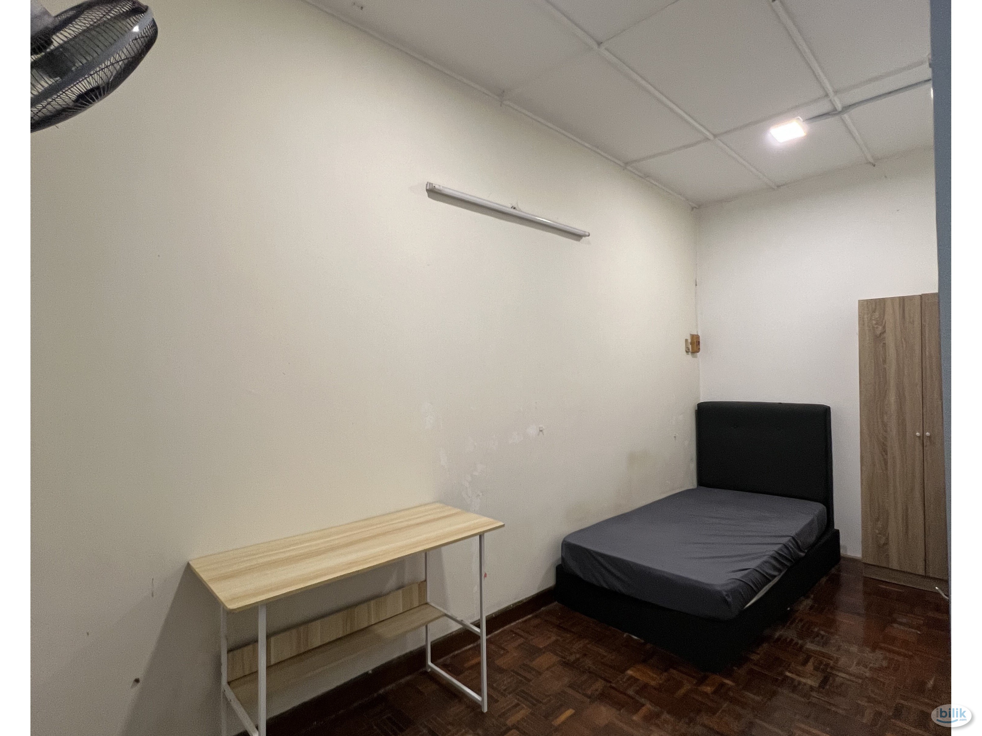 Single Room at FEMALE UNIT SS2, Petaling Jaya - Image 1