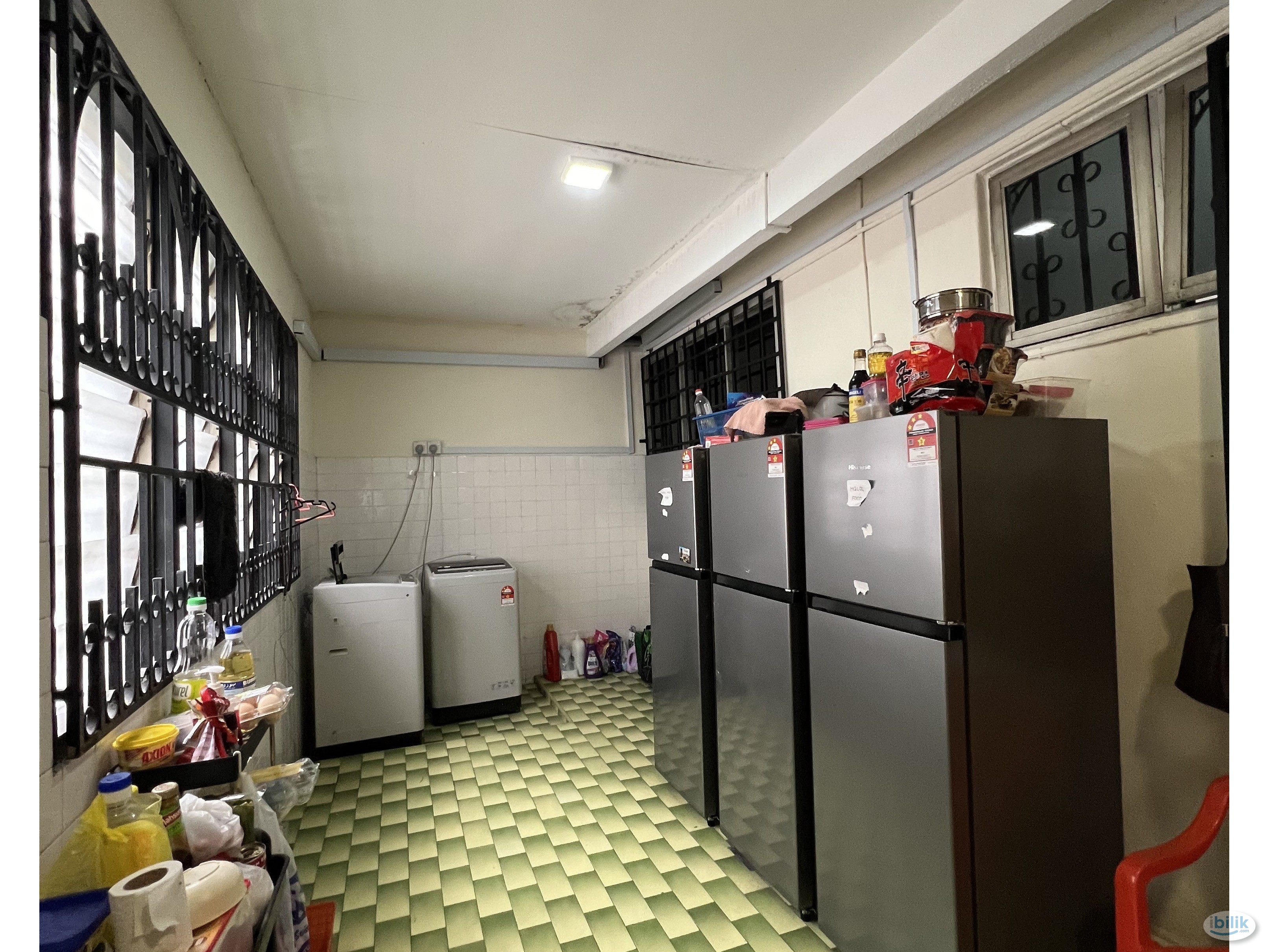 Single Room at FEMALE UNIT SS2, Petaling Jaya - Image 2