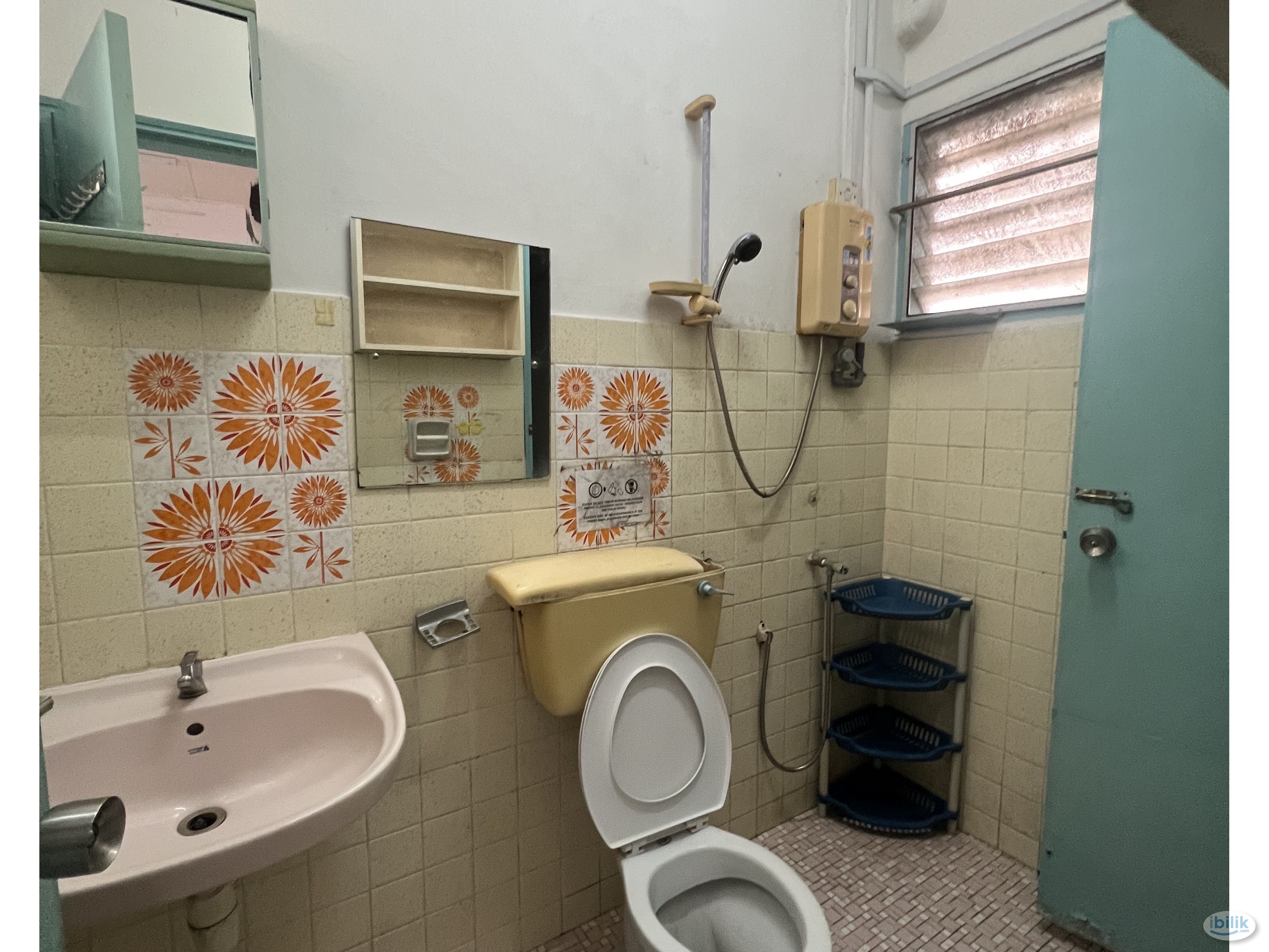 Walk 3 Mins To Starling Mall , SS21 Damansara Utama - Image 3