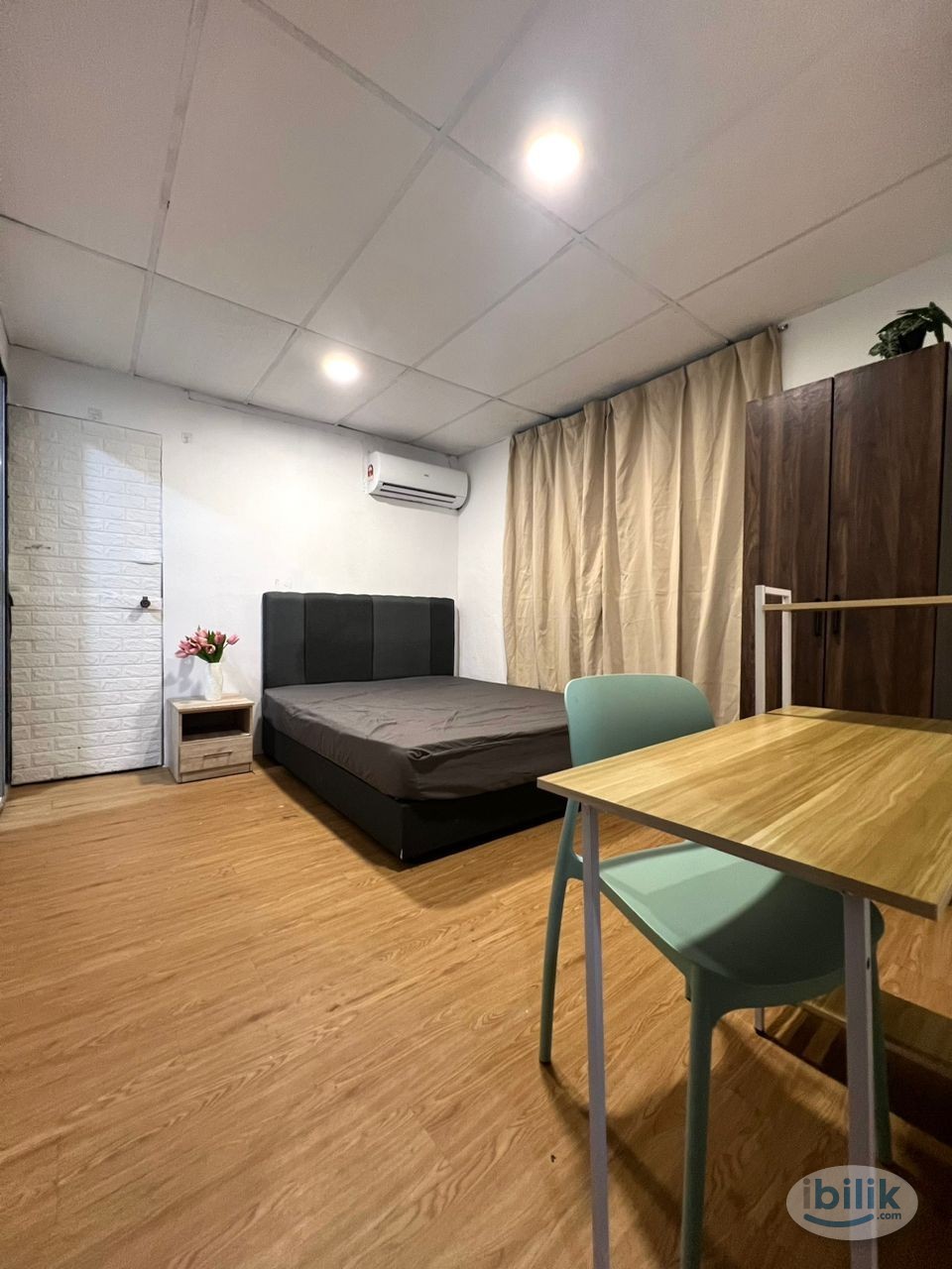 📣Limited Unit Left ~ Master room with aircond and fully furnished available now 🛏️ - Image 1