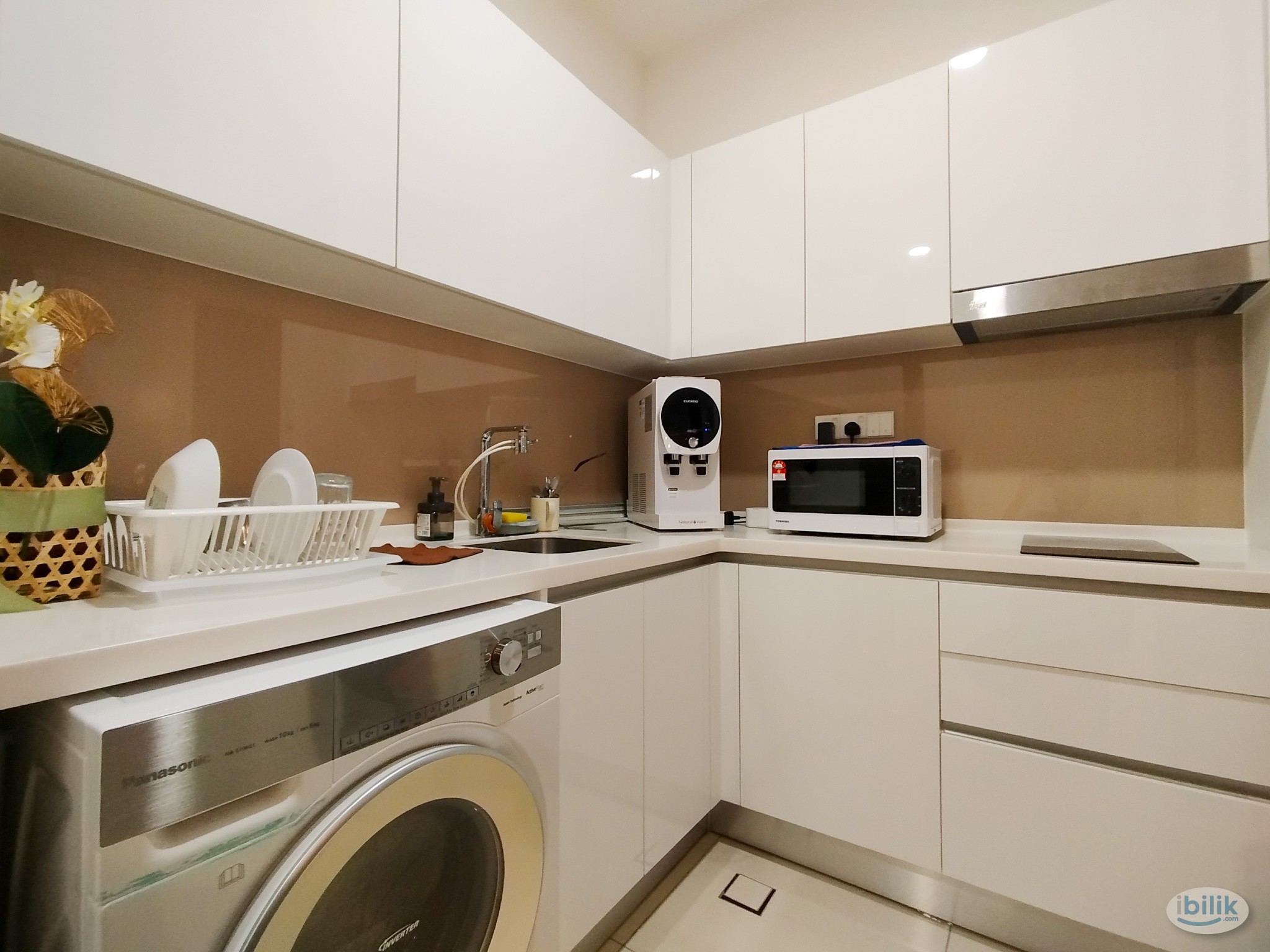 All Male (Medium Room) WIFI AirCond Near MRT BUS at Highpark Suites Kelana Jaya Petaling Jaya Glenmarie Paradigm Mall Ta - Image 4