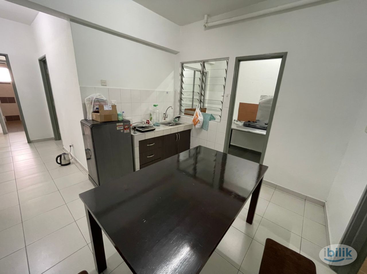 (Male Only) Medium Room at South City Plaza, Seri Kembangan - Image 2