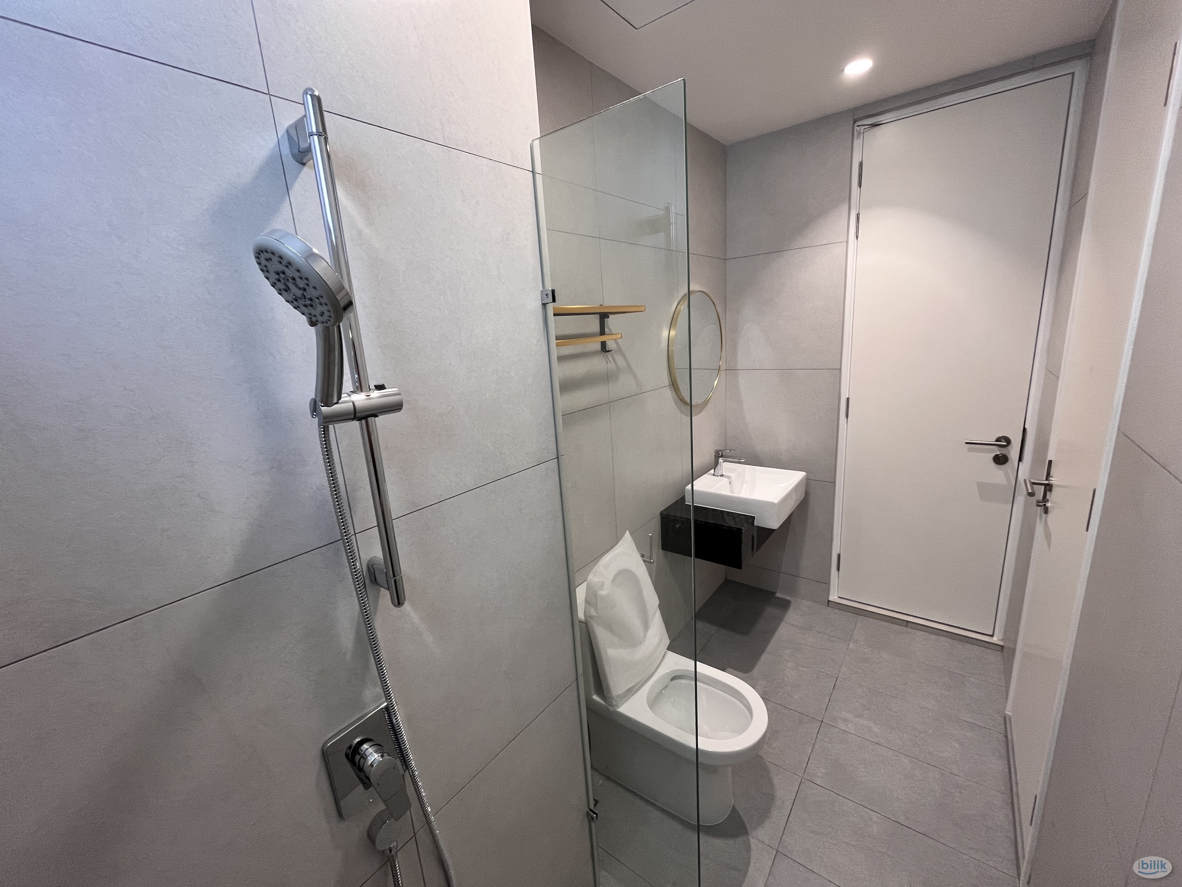 Well Furnished  2bedrooms Unit (5-10 mins to Nexus, Bangsar South, Kl GatewaY, Mid Valley ) - Image 4