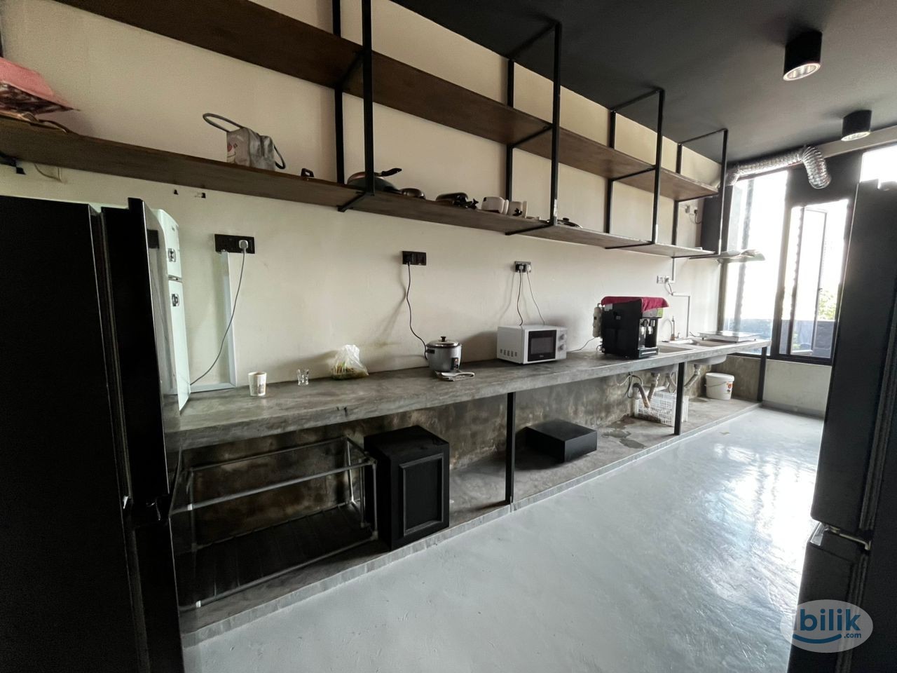 8 Mins walking distance to TIMES SQUARE MALL 🛍️🍜 - Image 2