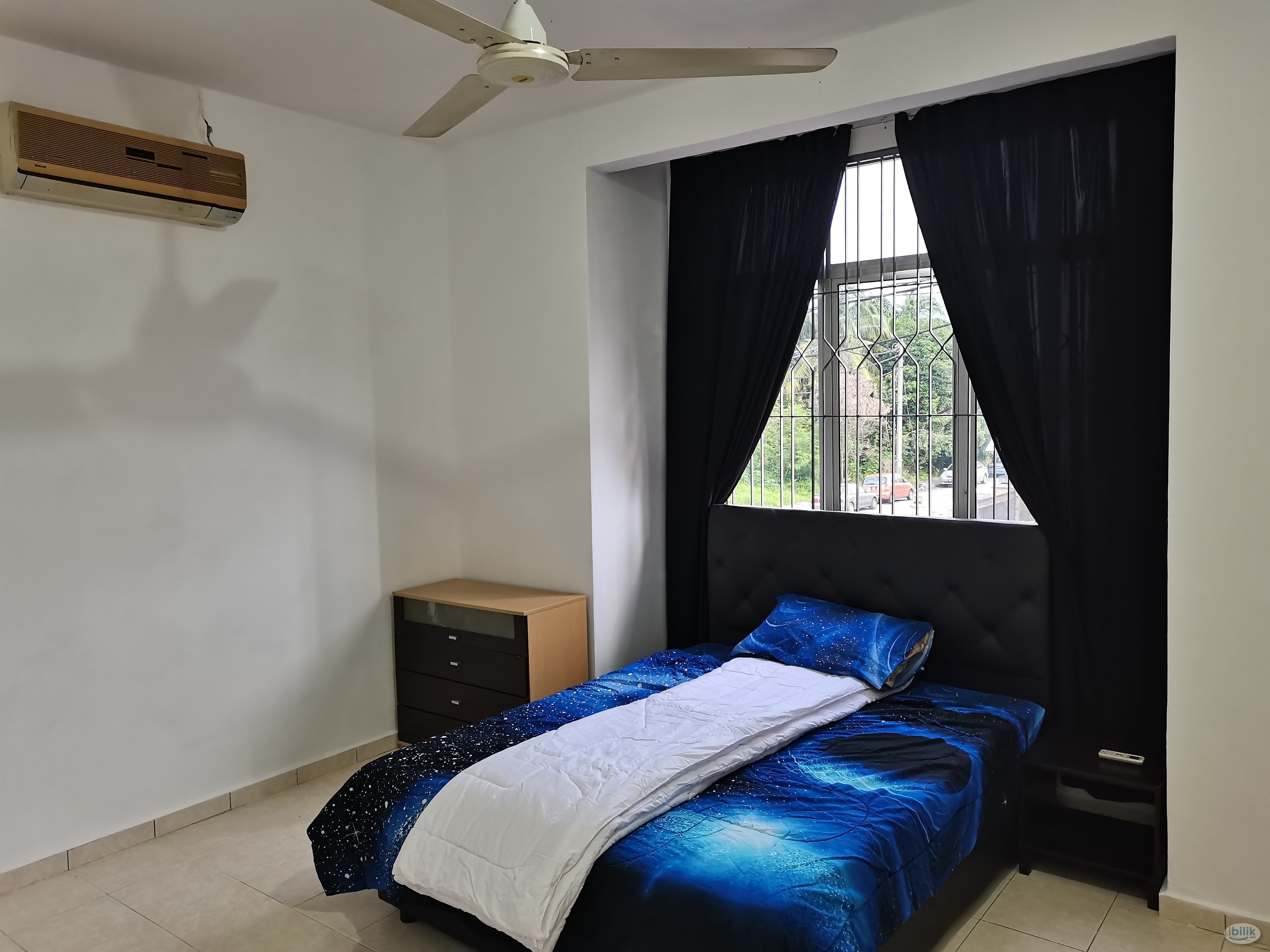 Master Room at Teluk Intan, Perak - Image 1