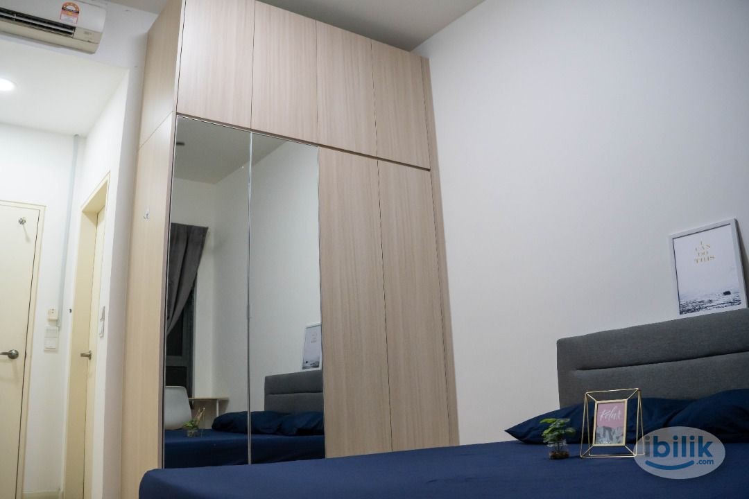 Master Room at Lakeville Residence, Jalan Ipoh - Image 3