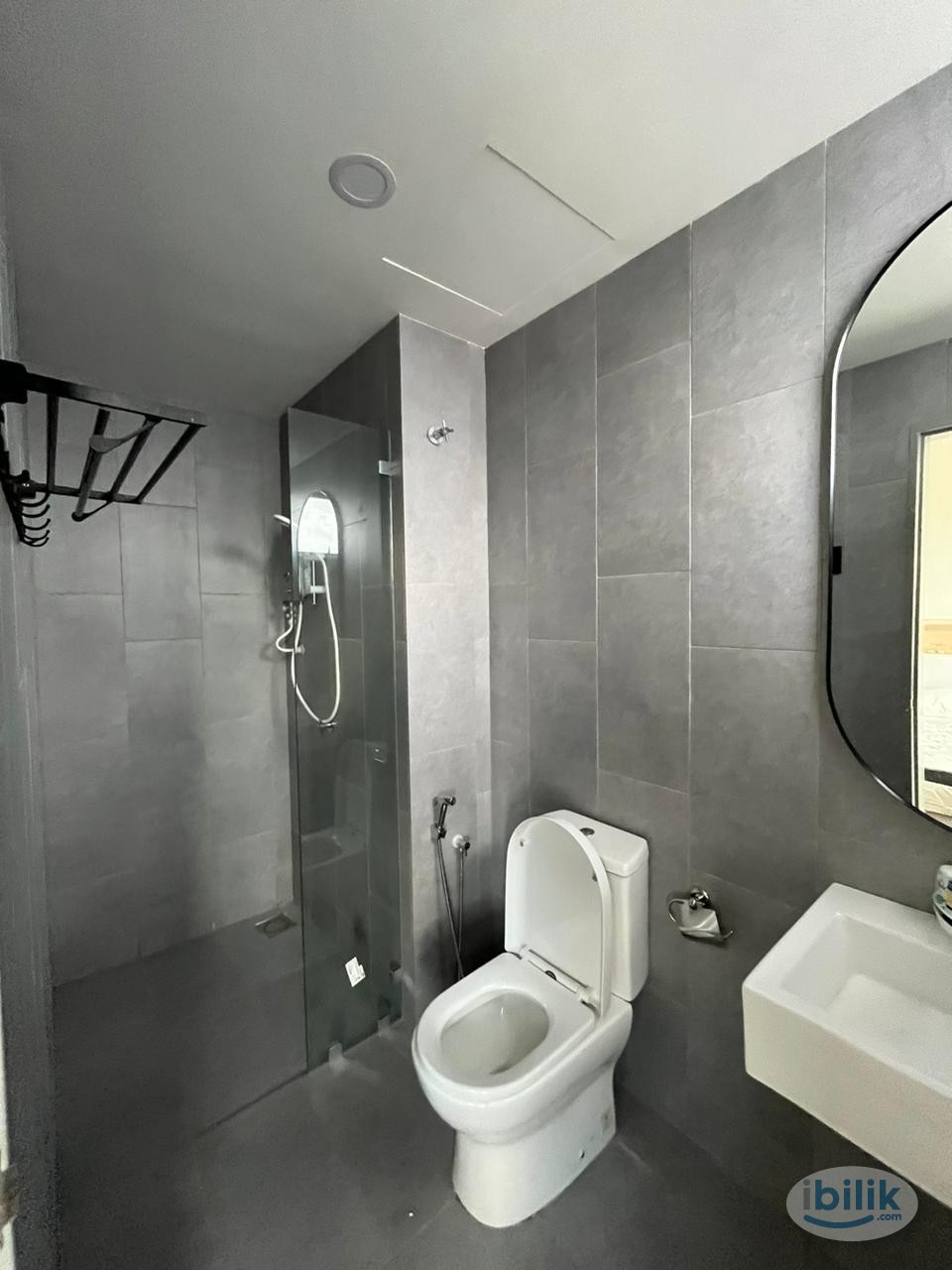 Fully Furnished Single Room at M Vertica ✨ Free 1 Month Rental ‼️ - Image 2
