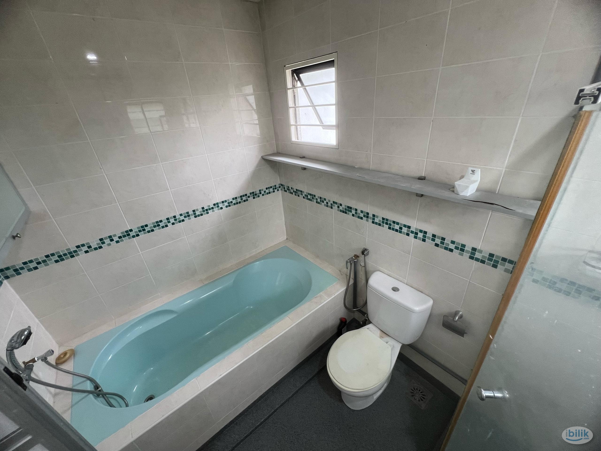 Park Villa Puchong Master Room for Rent Bandar Bukit Puchong 2 selangor - Image 2