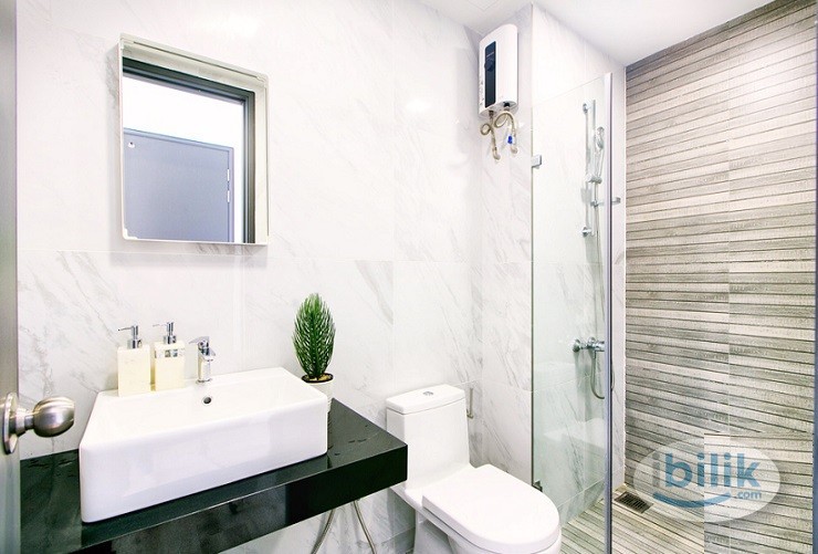 Master Room at Emporis, Kota Damansara - Image 5