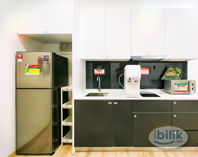 Master Room at Emporis, Kota Damansara - Image 4