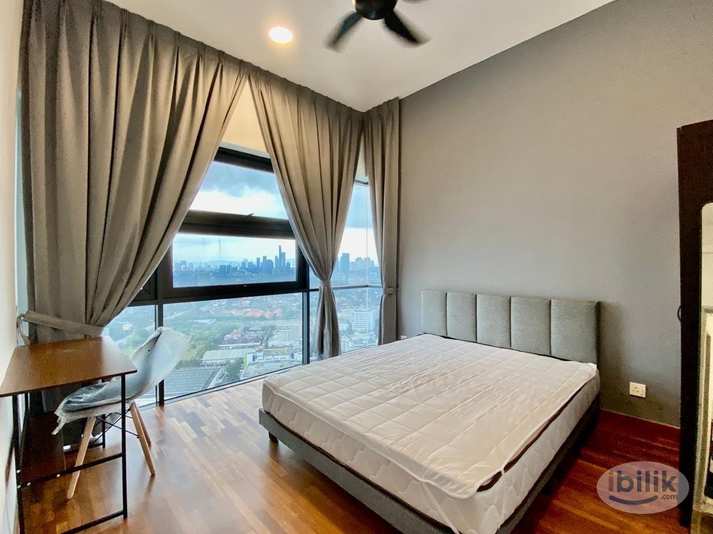 Master Room at Pacific Star, Petaling Jaya - Image 1