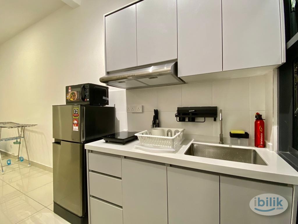 Master Room at Pacific Star, Petaling Jaya - Image 5