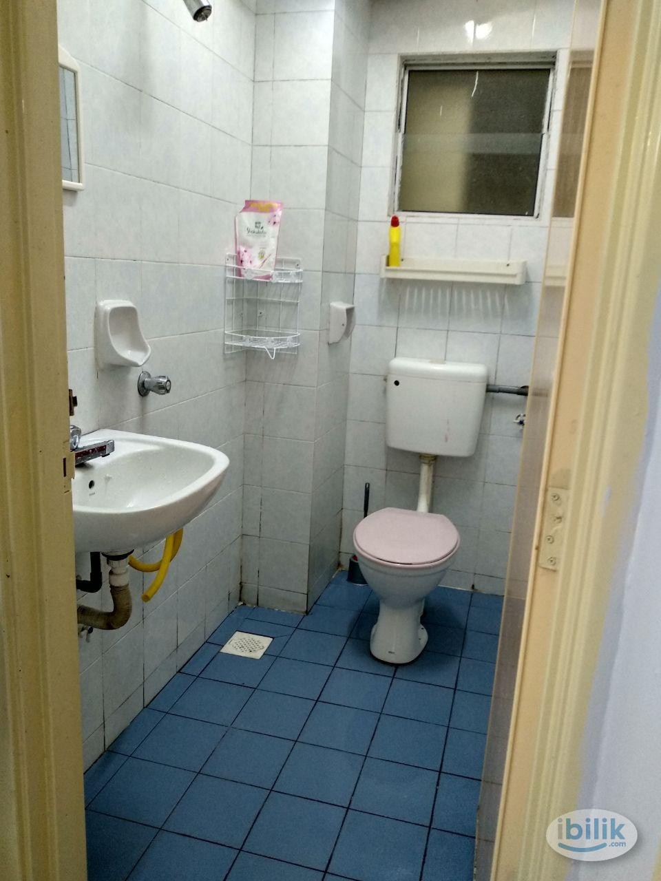 [Immediate Entry]: Middle Room Flora Damansara, Free wifi, water, eletric bill - Image 4