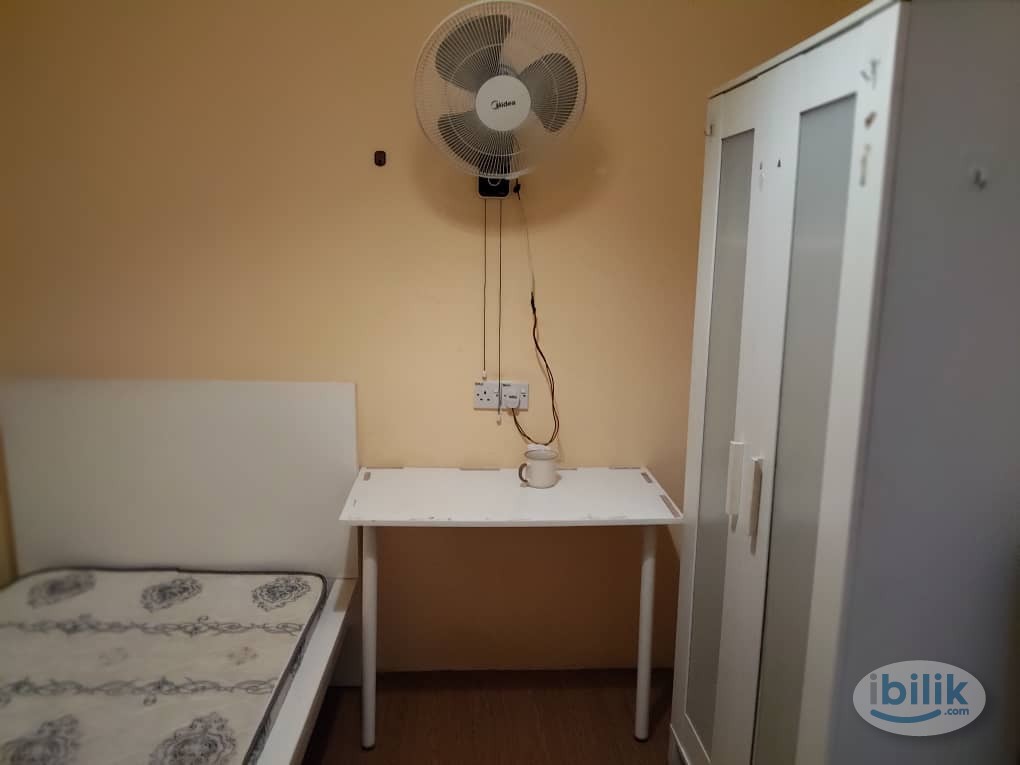 ss15 room with air con from rm550 ,5 mins walk to lrt station,welcome intern student,allow zero deposit or low deposit p - Image 3