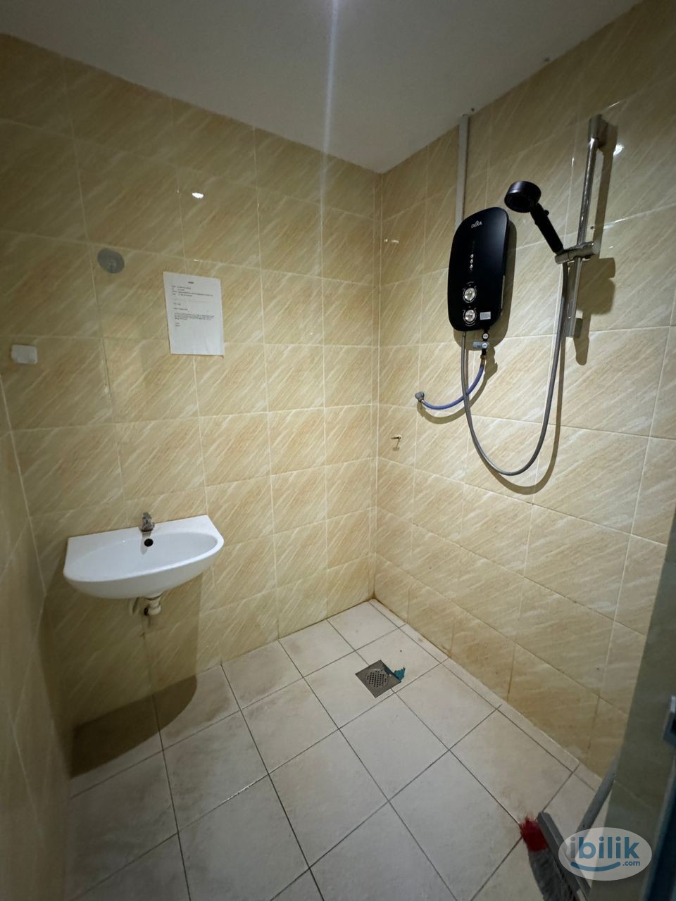 Single Room for Rent at Berjaya Times Square, Bukit Bintang - Image 5