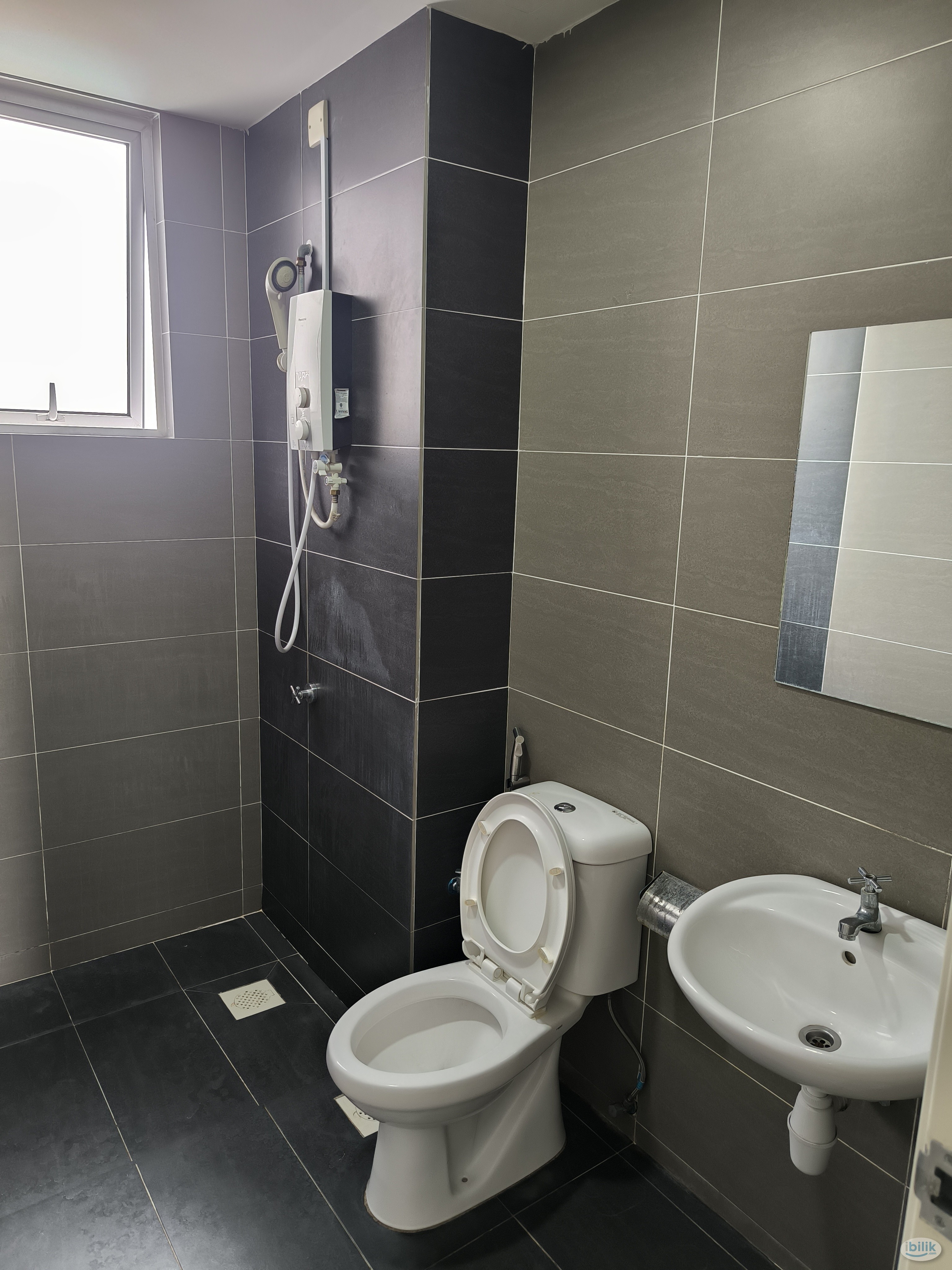 Fully furnished Single Room at Maxim near UCSI Taman Connaught, Cheras - Image 4