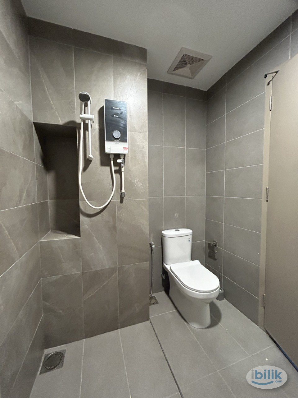 Studio at Empire City, Damansara Perdana - Image 2