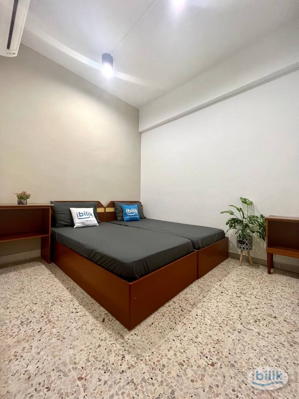 📍5 Min to CIQ🌟- Cozy room, ✨PERFECT✨for you & your bestie🌟 - Image 1