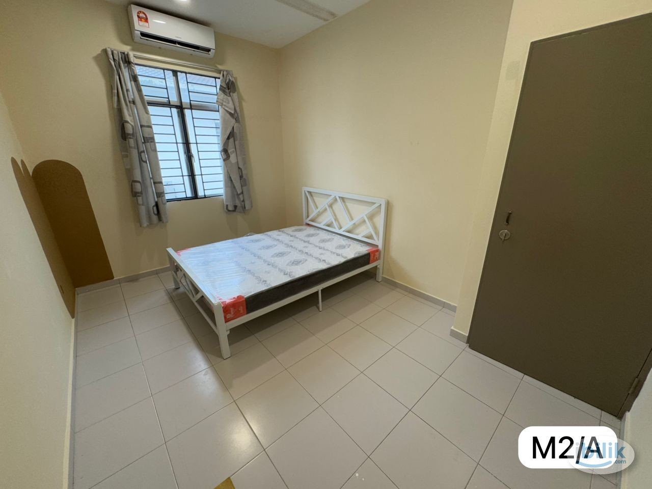 Female Unit Zero zdeposit Middle Room at Setia Alam, Shah Alam - Image 3