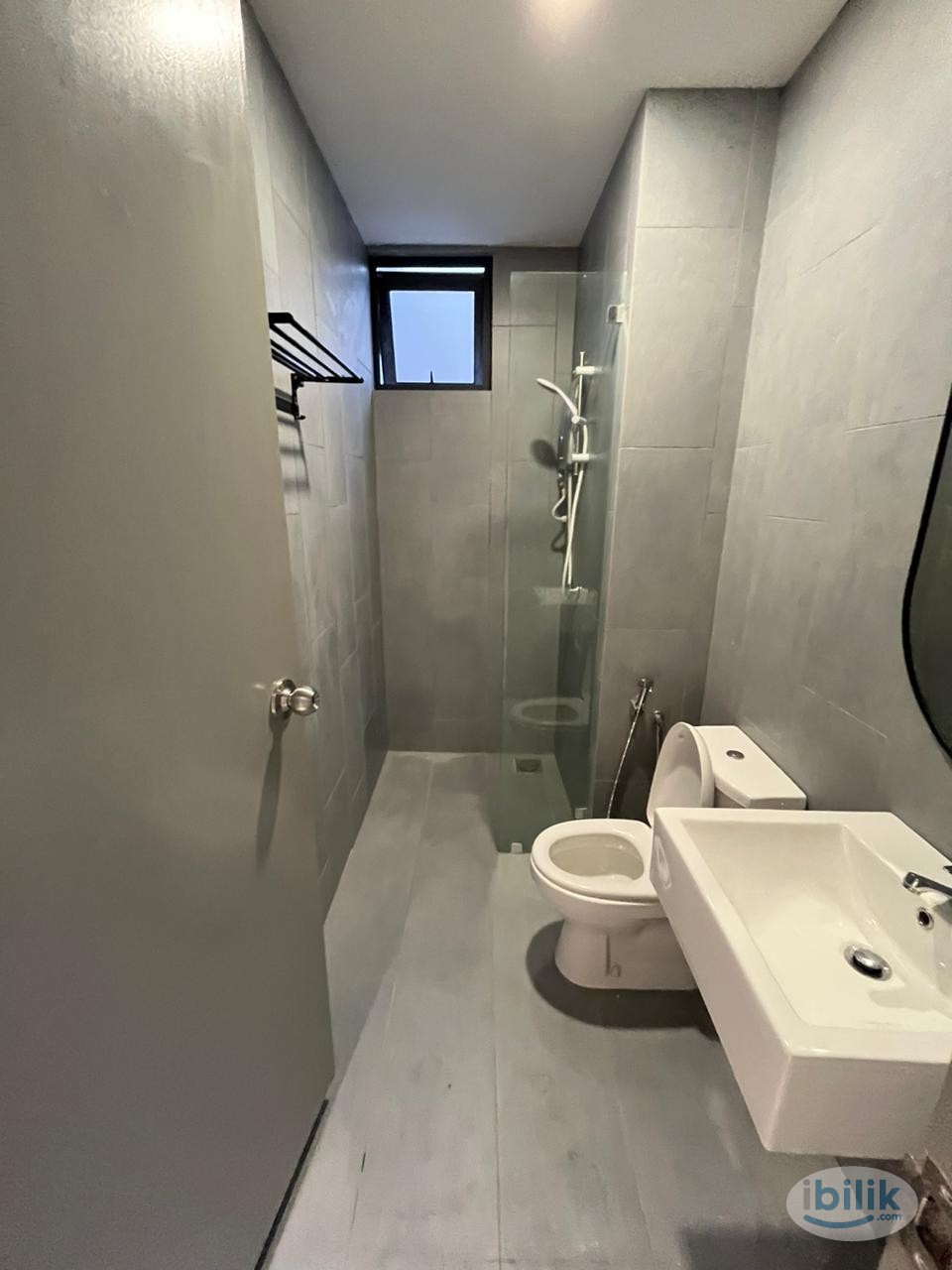 Fully Furnsihed Single Room with Private Toilet at Meta City ✨ - Image 3