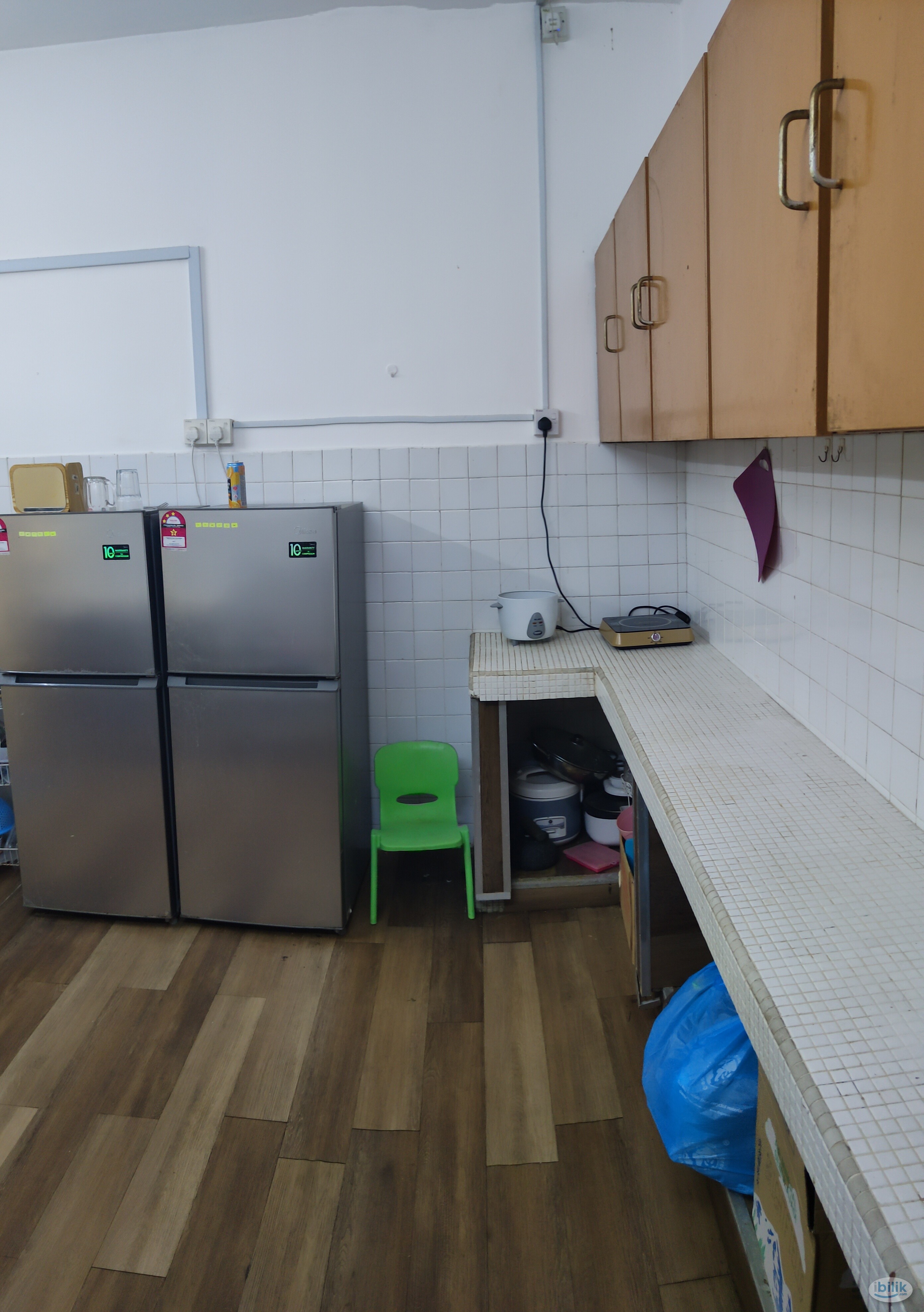 Taman Seputeh near Mid Valley Single Room with Air Conditioner - Image 3