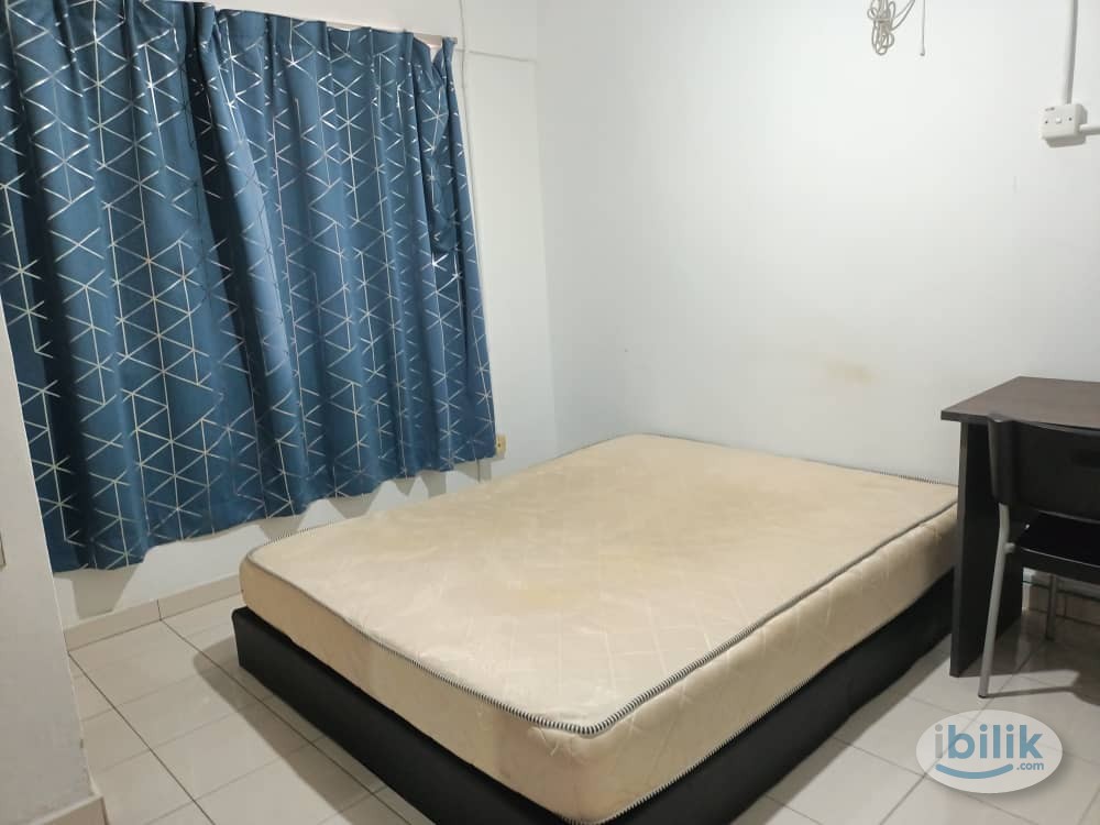Room with Twin Sharing Attached Bathroom PJS 9, Bandar Sunway - Image 3