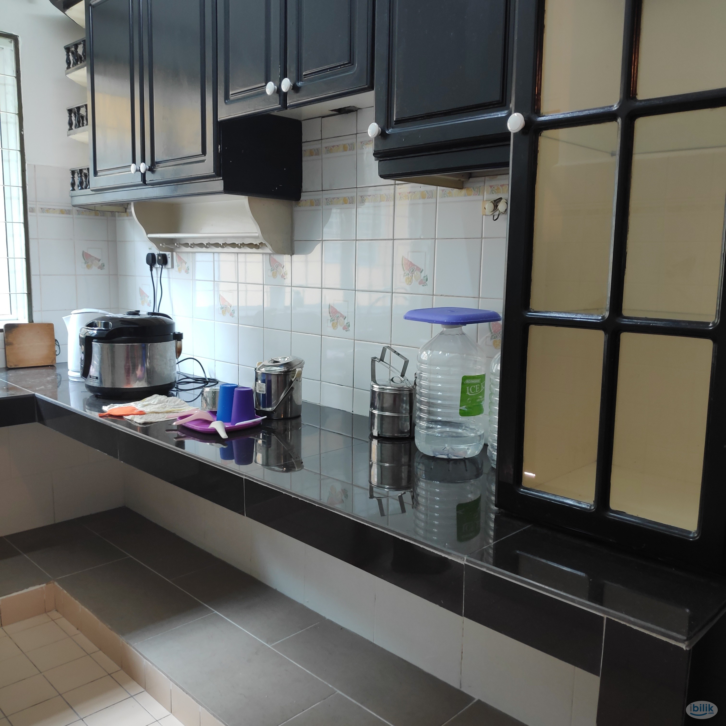 Room at USJ 6 ( LRT Station ) UEP Subang Jaya - Image 3