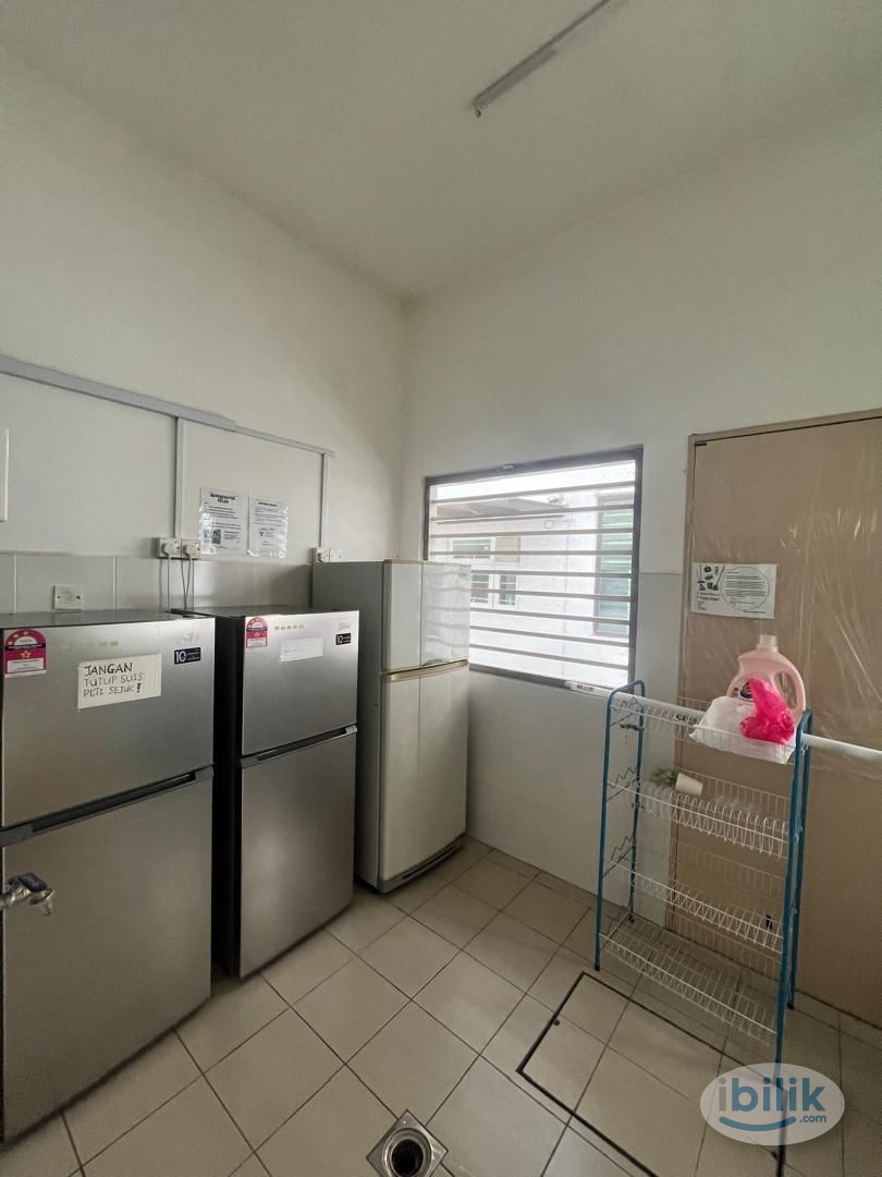 💥BILIK MURAH💥SETIA UTAMA SPACIOUS MIDDLE ROOM FOR RENT ✨✨NEAR TO SETIA CITY MALL ,SUNSURIA FORUM,TOP GLOVE🎏🎏 - Image 3