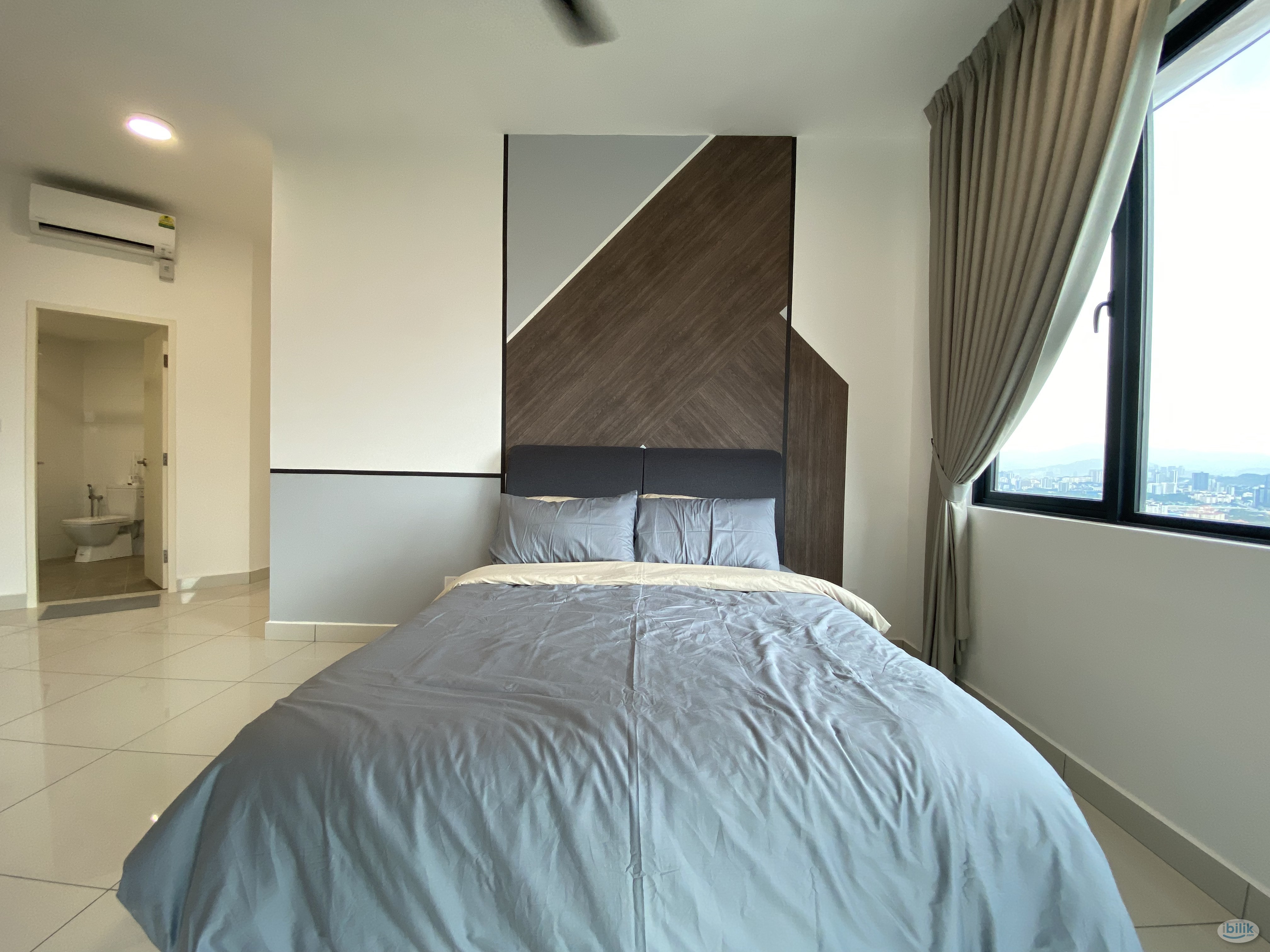 Master Room at Parc3 Residences walking distance to MRT Maluri - Image 3