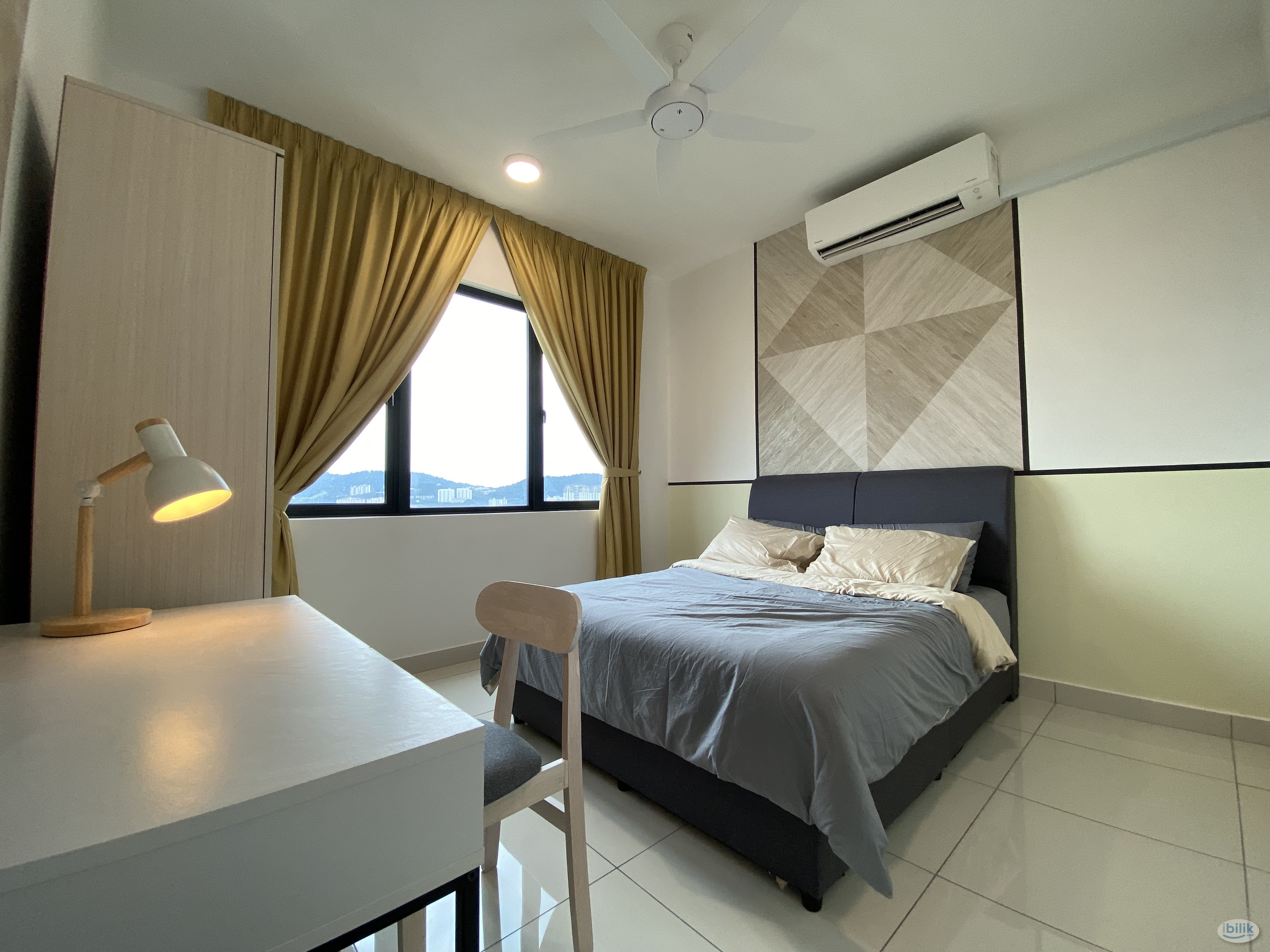 Middle Room at Parc3 Residences walking distance to MRT Maluri - Image 1