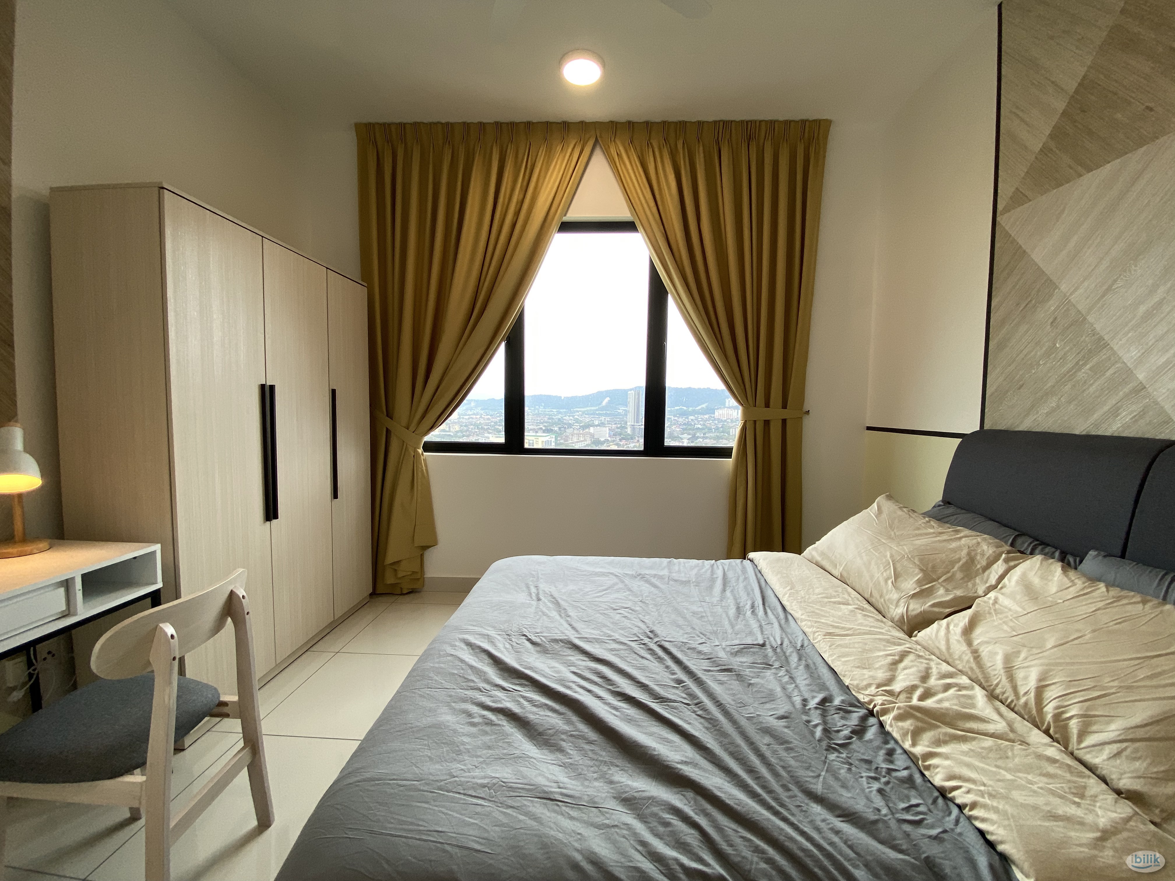 Middle Room at Parc3 Residences walking distance to MRT Maluri - Image 2