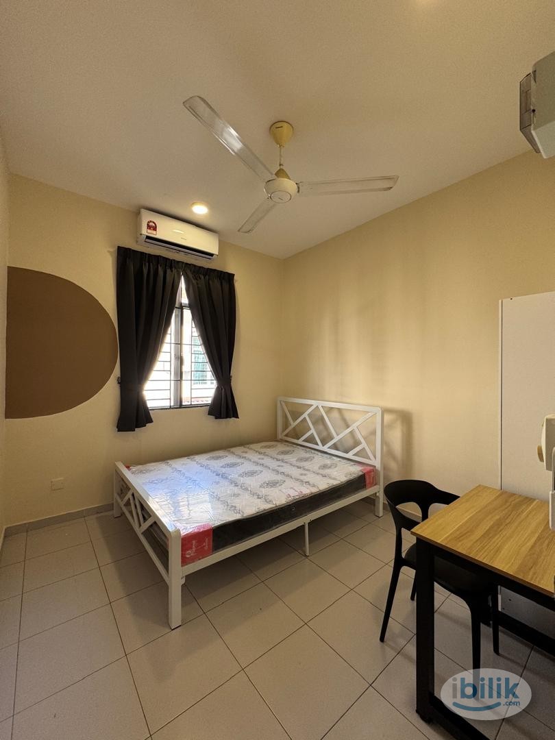 Middle Room at Setia Alam, Shah Alam - Image 1
