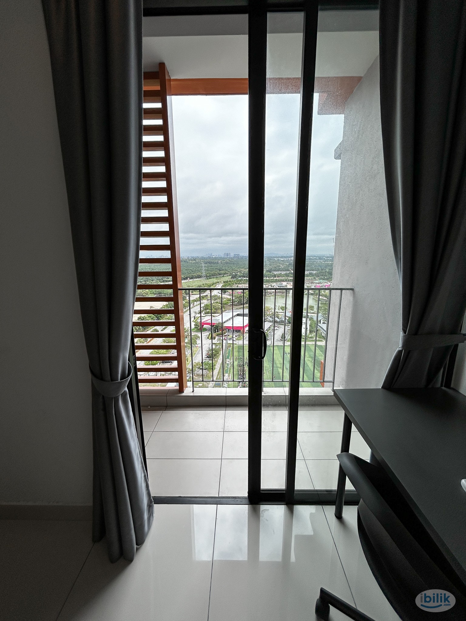 Middle Room For Male at TwentyFive.7 Amber Residence, Kota Kemuning ,Teluk Panglima Garang - Image 3