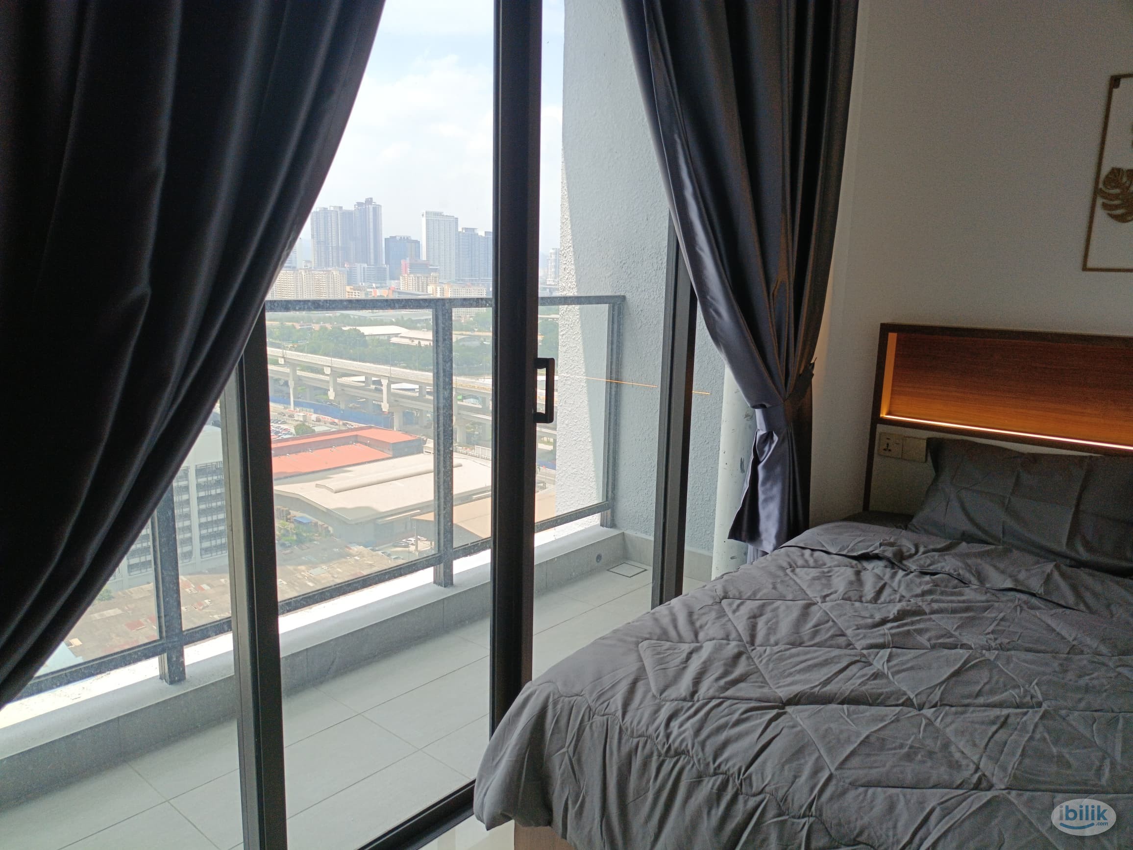 Middle Room at Trion @ KL, Sungai Besi - Image 1
