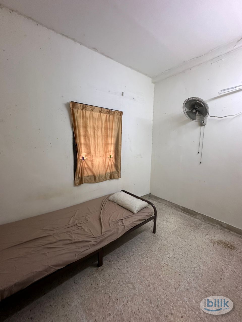 🚊🚉Room @ 16 Sierra near MRT fully furnished - Image 1