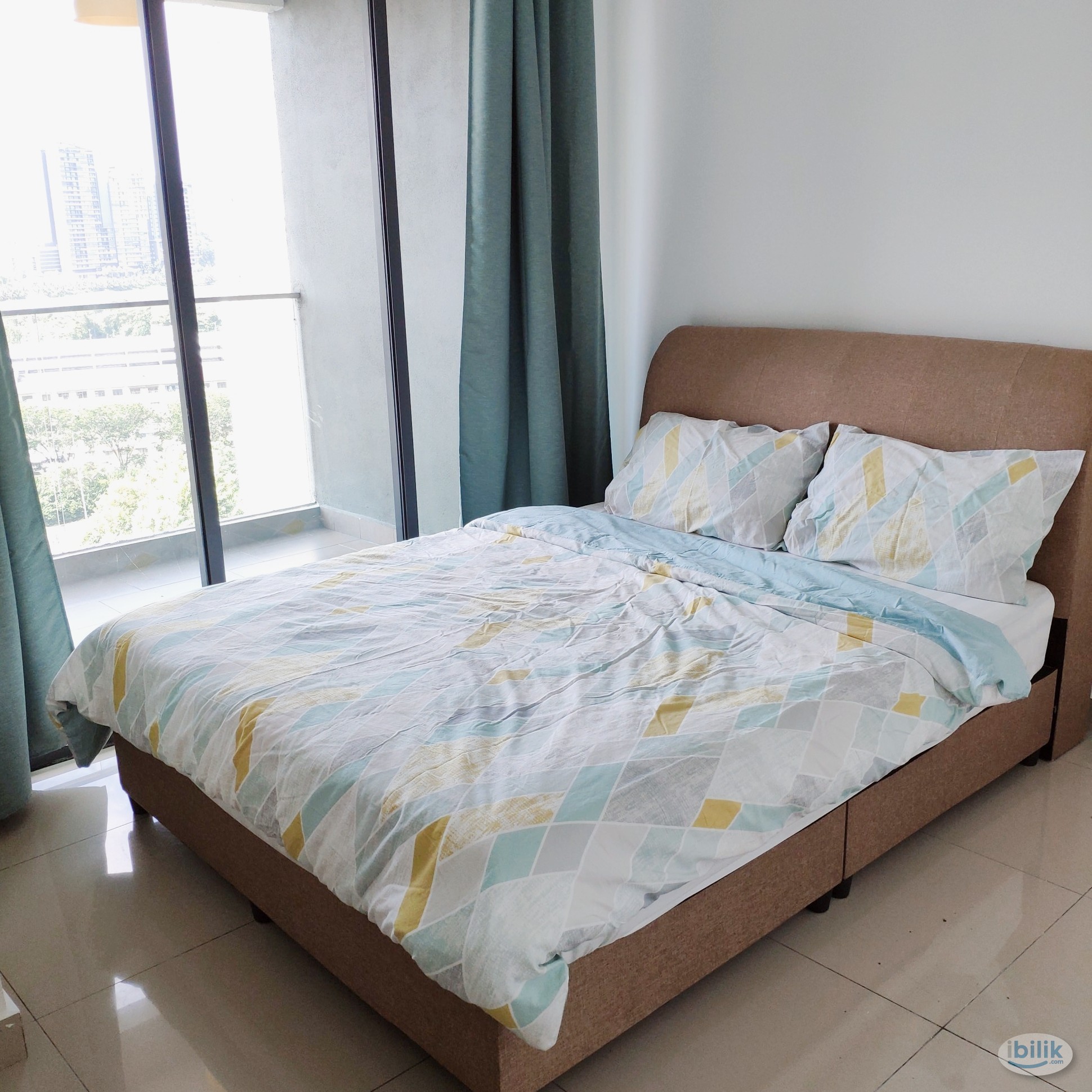 Master Room with Balcony near AISM The Mines, Balakong, Cheras South, Equine, Putra Permai, 16 Sierra, Pavilion Bkt Jali - Image 1
