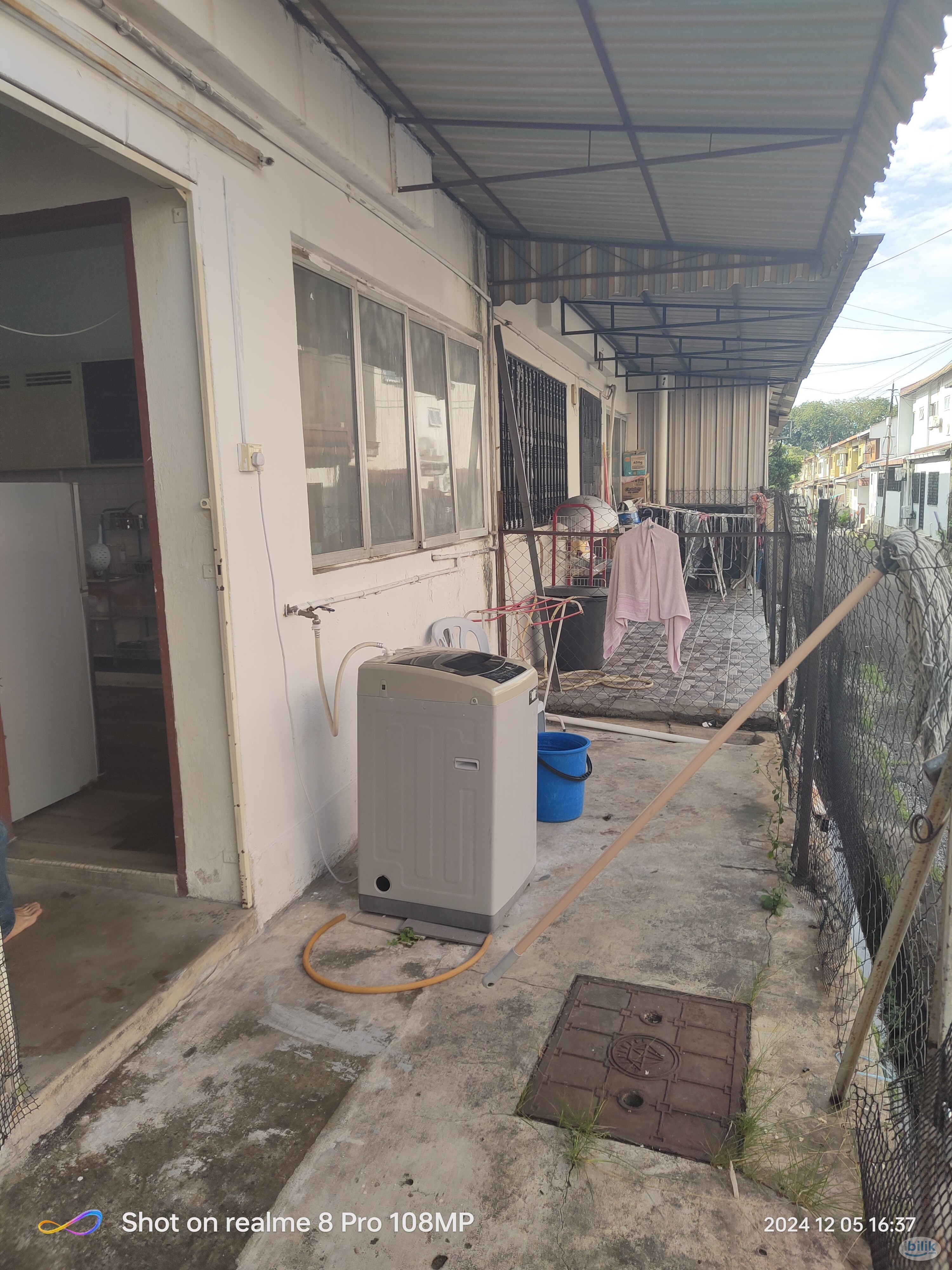 🏠 Bilik Medium di Rumah Teres, SS2/45, Petaling Jaya Kini Sedia untuk Diduduki! 🛏️ - Image 5