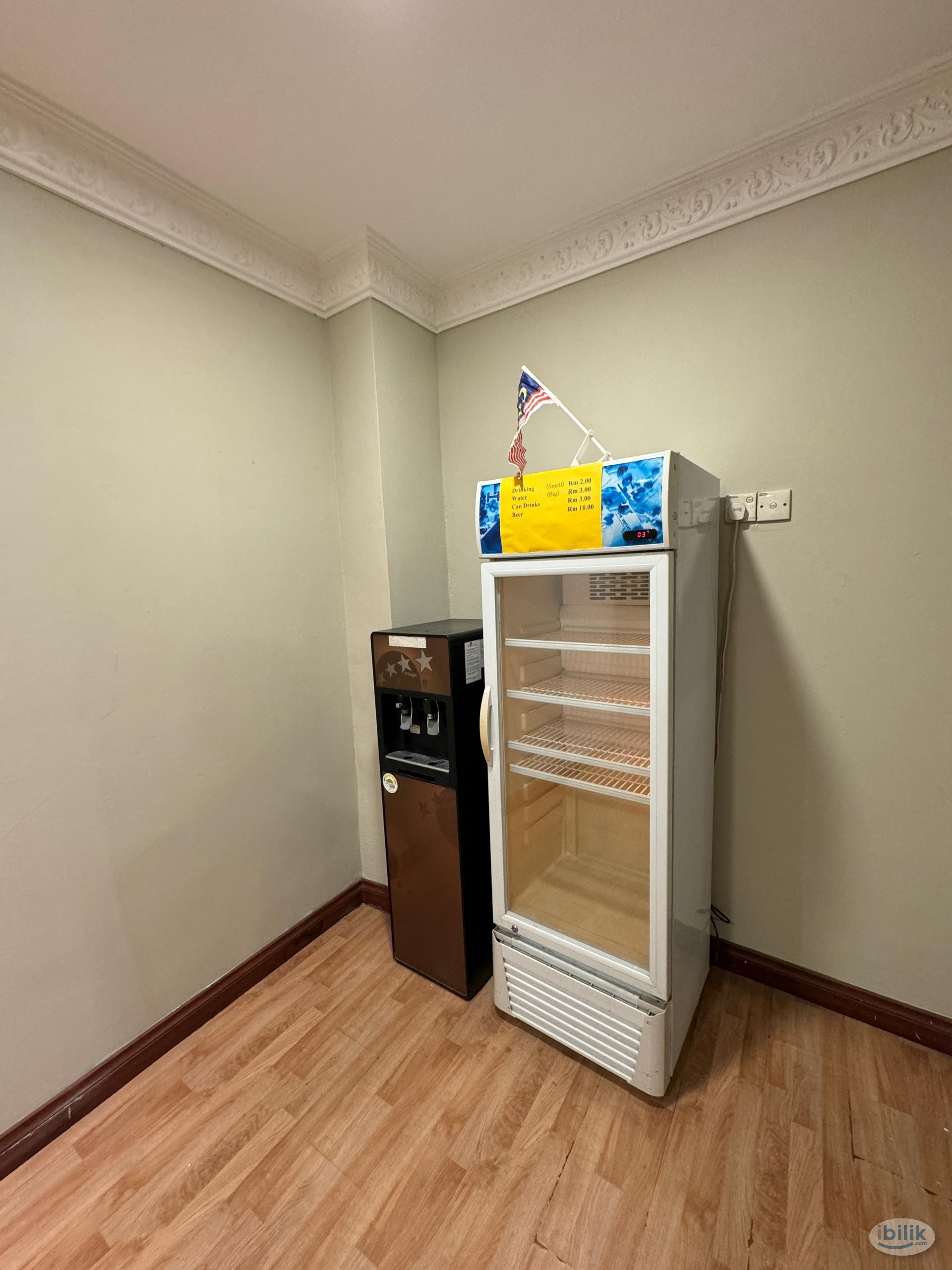 Zero Depo⭐Bajet Furnished Room for Rent @ LRT Pasar Seni, Masjid Jamek - Image 2