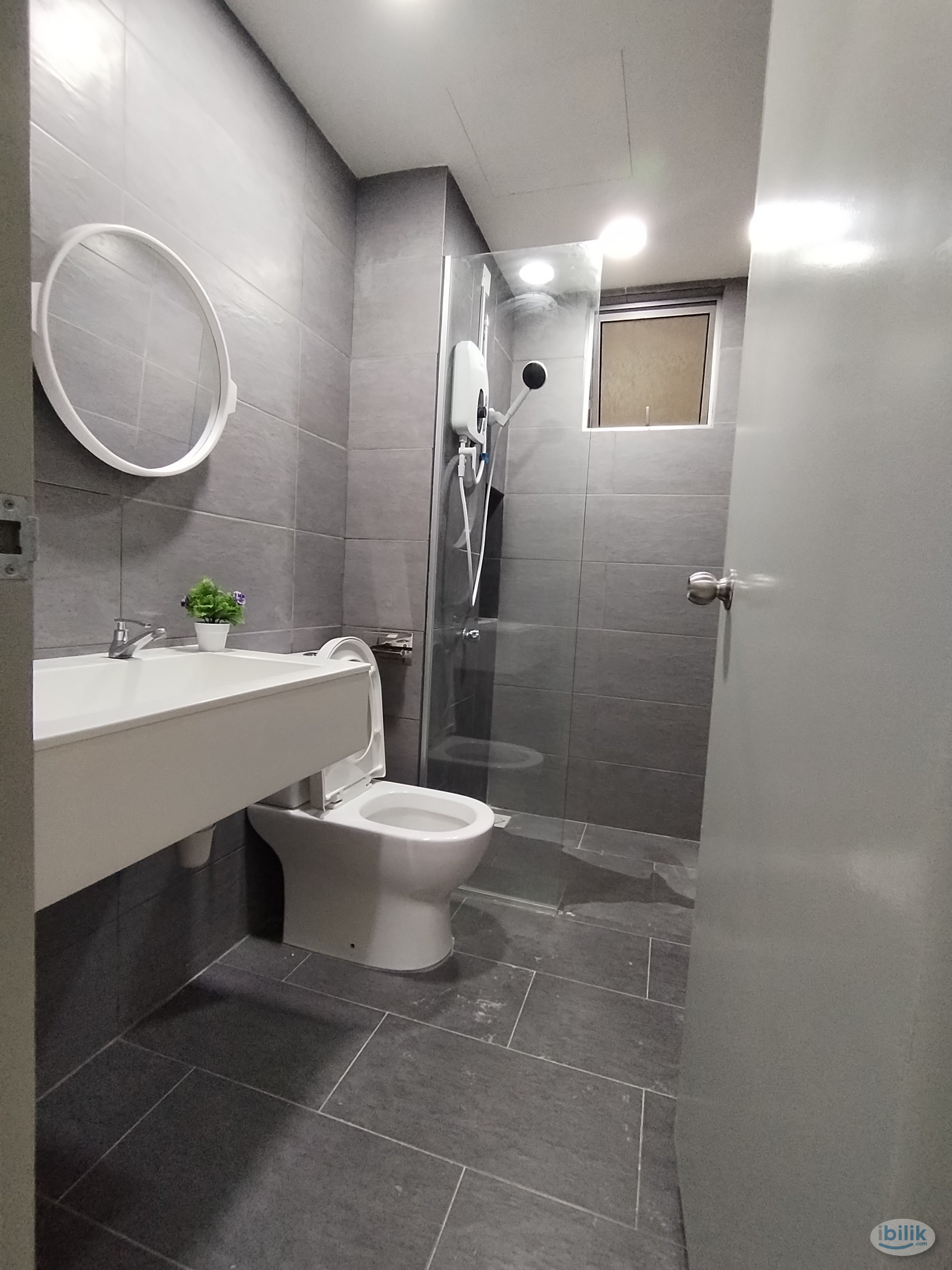 Single room for IMU studen - Image 3