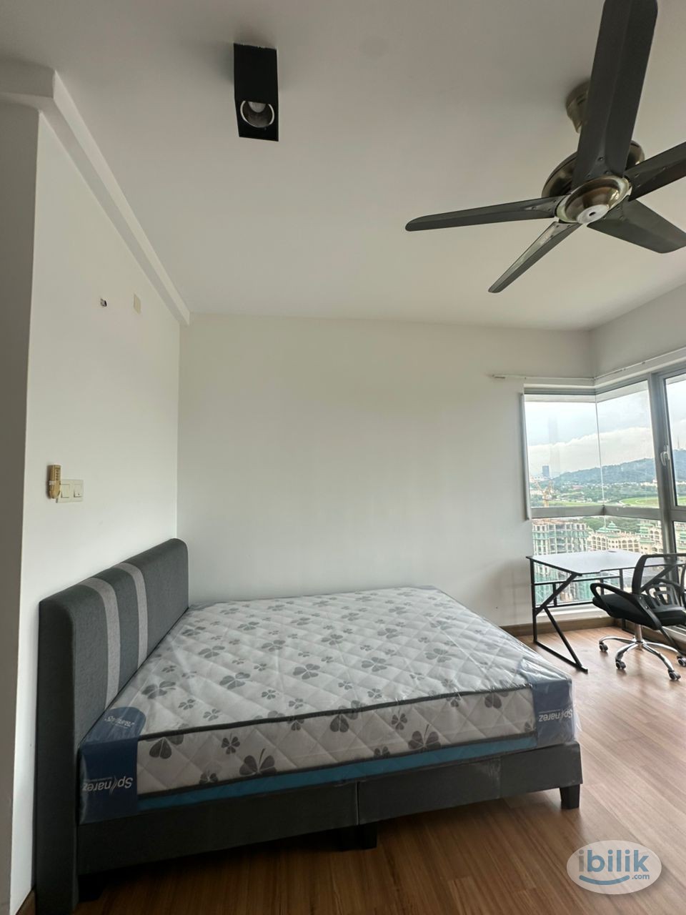 Master Room at One South, Seri Kembangan - Image 1