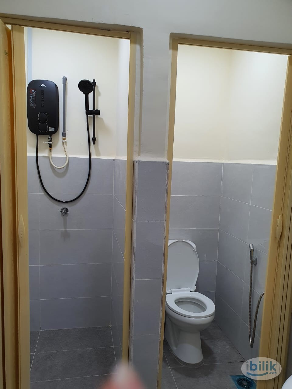 jalan tempua puchong jaya,20 mins walk to MRT station and bus stop,welcome intern student! - Image 2