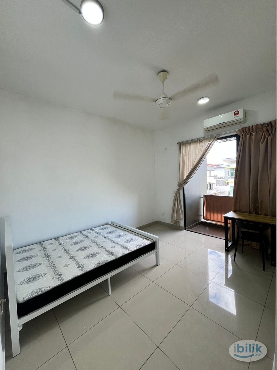 💥LOW DEPOSIT💥✨✨SETIA UTAMA MASTER ROOM FOR RENT WITH PRIVATE BATHROOM & BALCONY ✨✨5 MIN DRIVING TO SETIA CITY MALL , TOP - Image 2