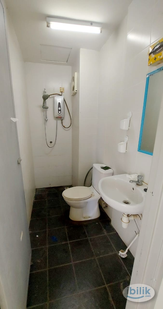 Walking to Hospital S/Jaya❤️Female Room❤️ Kelisa Heights Apartment Perai - Image 3