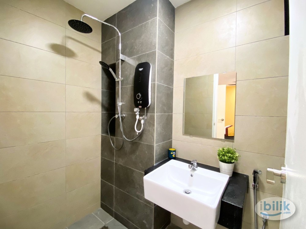 MASTER ROOM FOR RENT FULLY FURNISHED @ ARATRE RESIDENCES AT ARA DAMANSAR - Image 2
