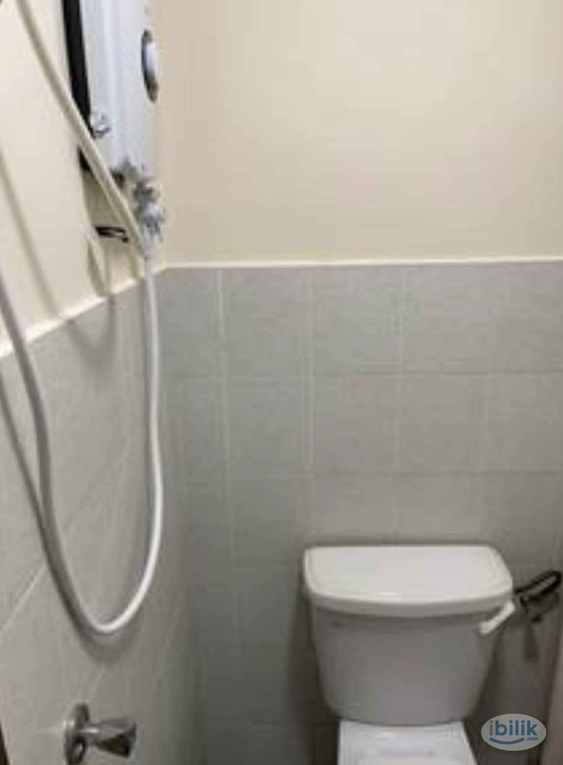 Master Room at Hata Square, Female Units - Image 2