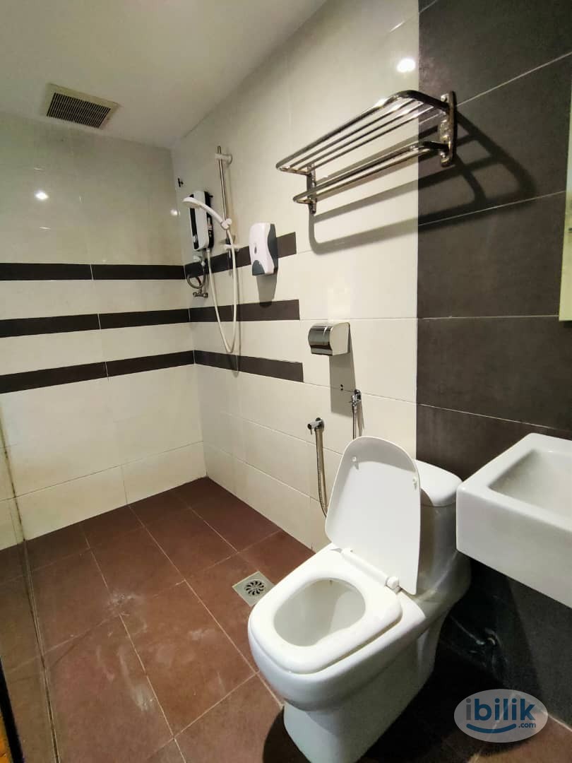 Middle Room at Taman Intan, Klang - Image 2